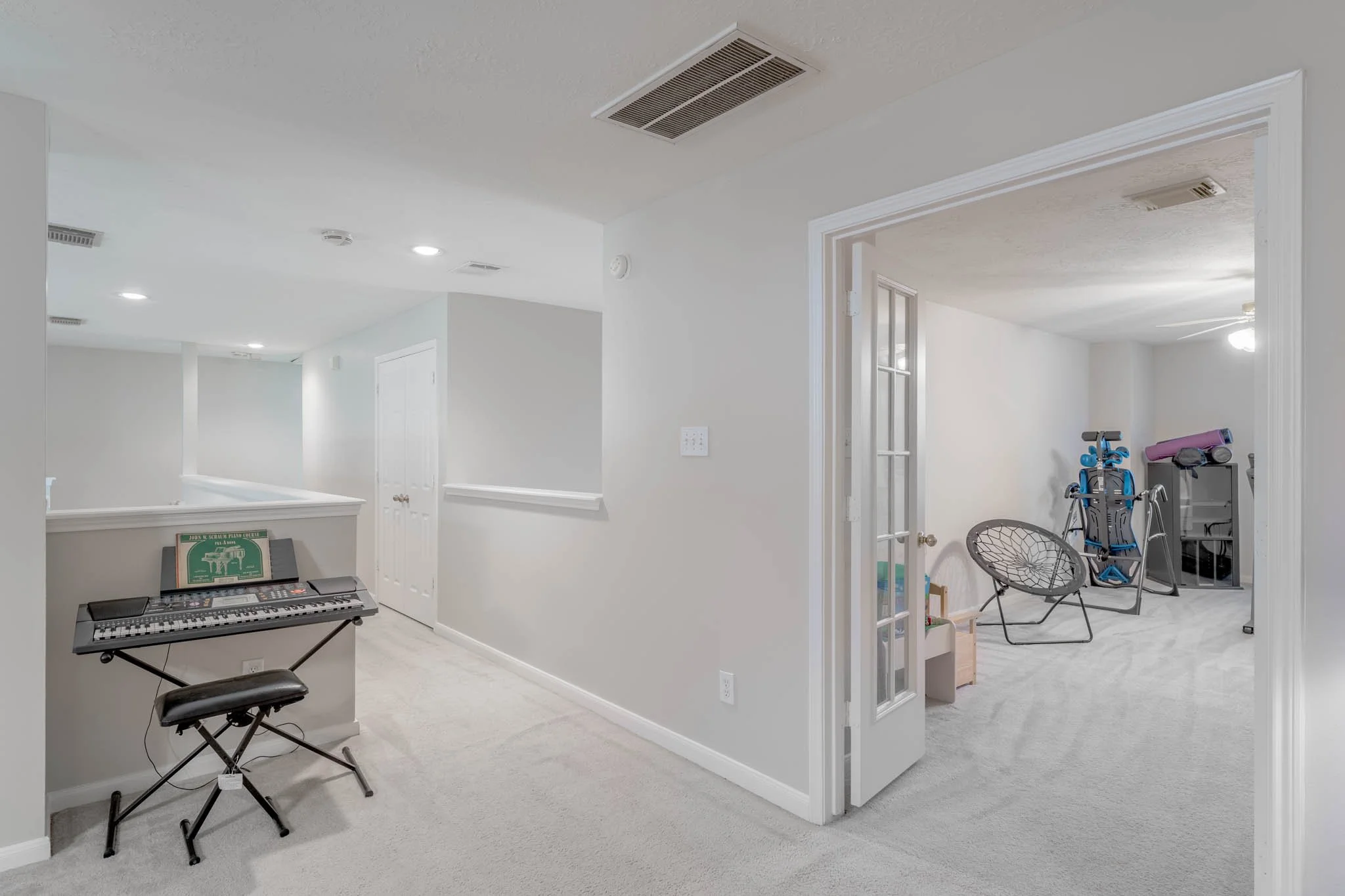 1205 Cambridge Court_032.jpg