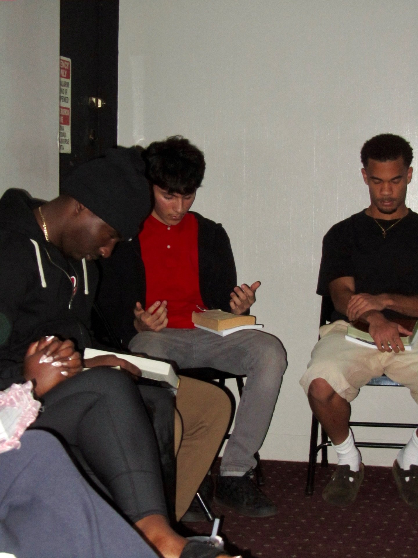 night 4 recap 🫶
see you tonight for night 5 👀

#youngadult #biblestudy #coopercity #southflorida #church