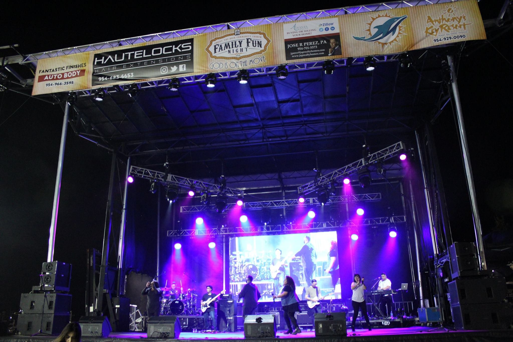 stage.jpg