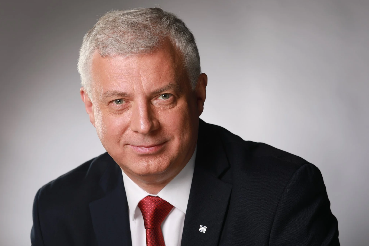 About 1 — Building Ukraine Through Excellence