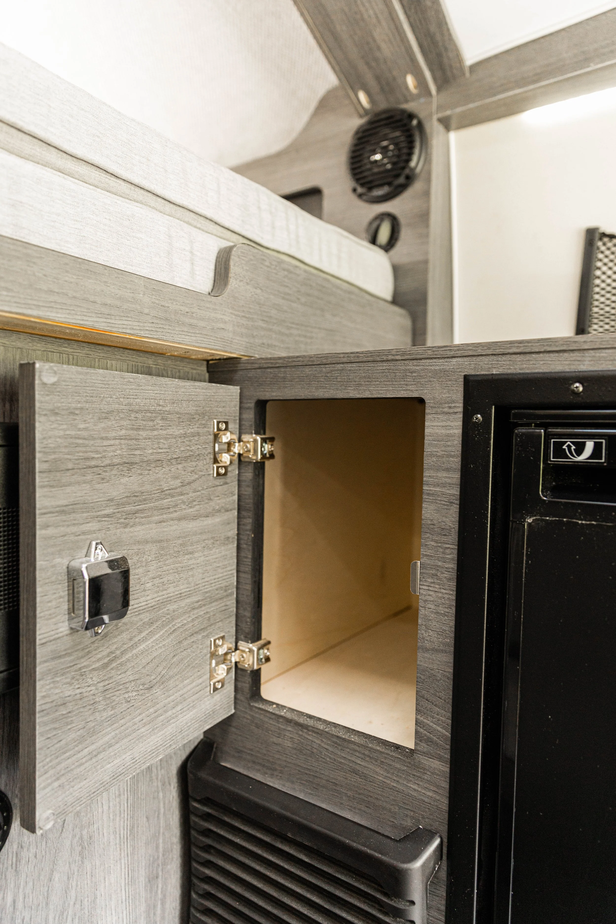 passengercabinet.jpg