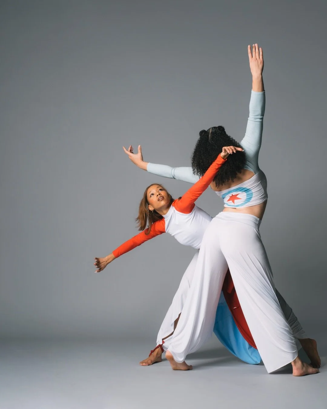 This is a love letter. 💌

To Chicago.
To Chi-IL.

&lsquo;Love Letters to Chi-IL&rsquo; by Founder and Artistic Director @vershawnsandersward is a love letter to her beloved home city, calling it to become all that it has the possibility to be. The w