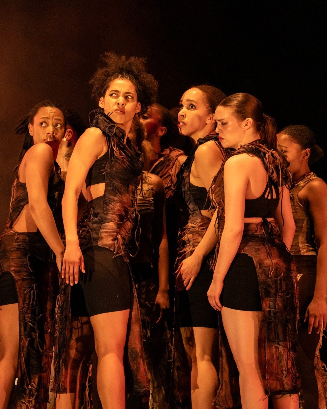 Two works. One night. Infinite impact. 

La Femme Dance Festival returns to Chicago for a one-night-only performance featuring repertory by visionary choreographer @vershawnsandersward.

📆 March 28 at 7:30pm
📍 @harristheaterchicago

Experience:
👉?