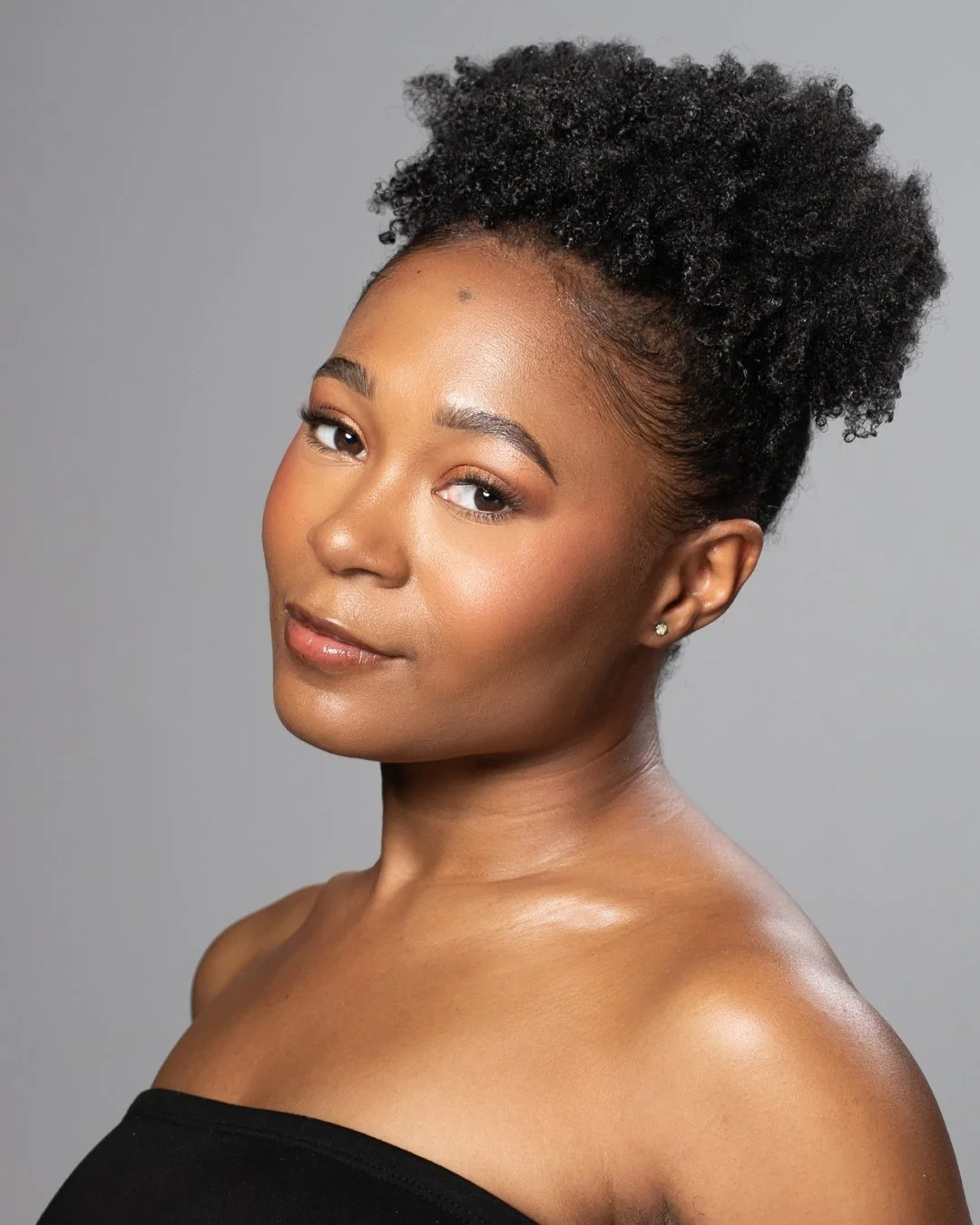 At a certain point, taking class is not enough.

You need to be inside process.

Jazz Funk with Touring Company member @alexkinard is fast-paced, technical, and lively. A space where performance, precision, and individuality come together.

This is w