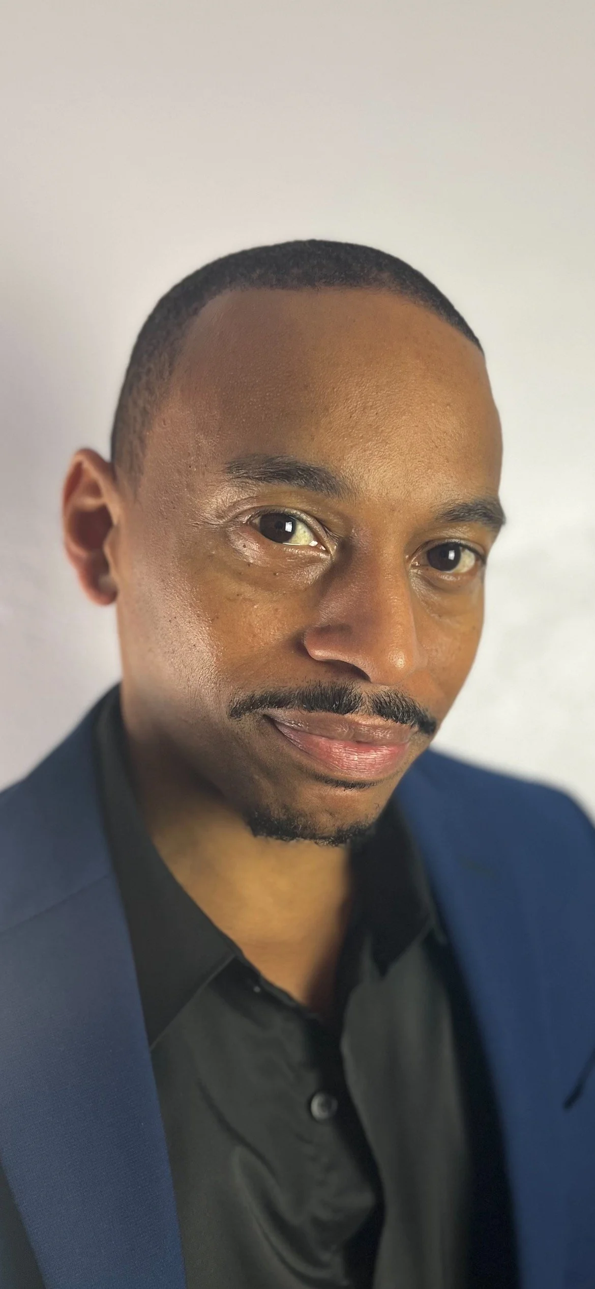 Amansu Eason Headshot