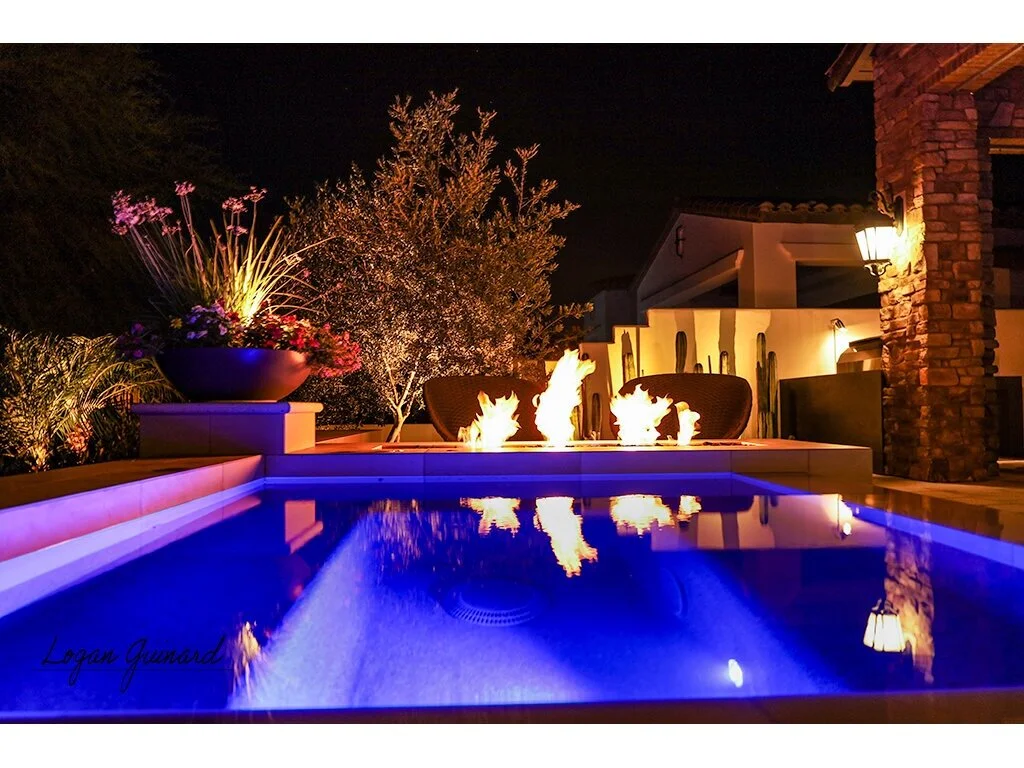 finish+project+infinity+spa+spillover+firepit+night+new+tuscany+style+Logan+guinard.jpg