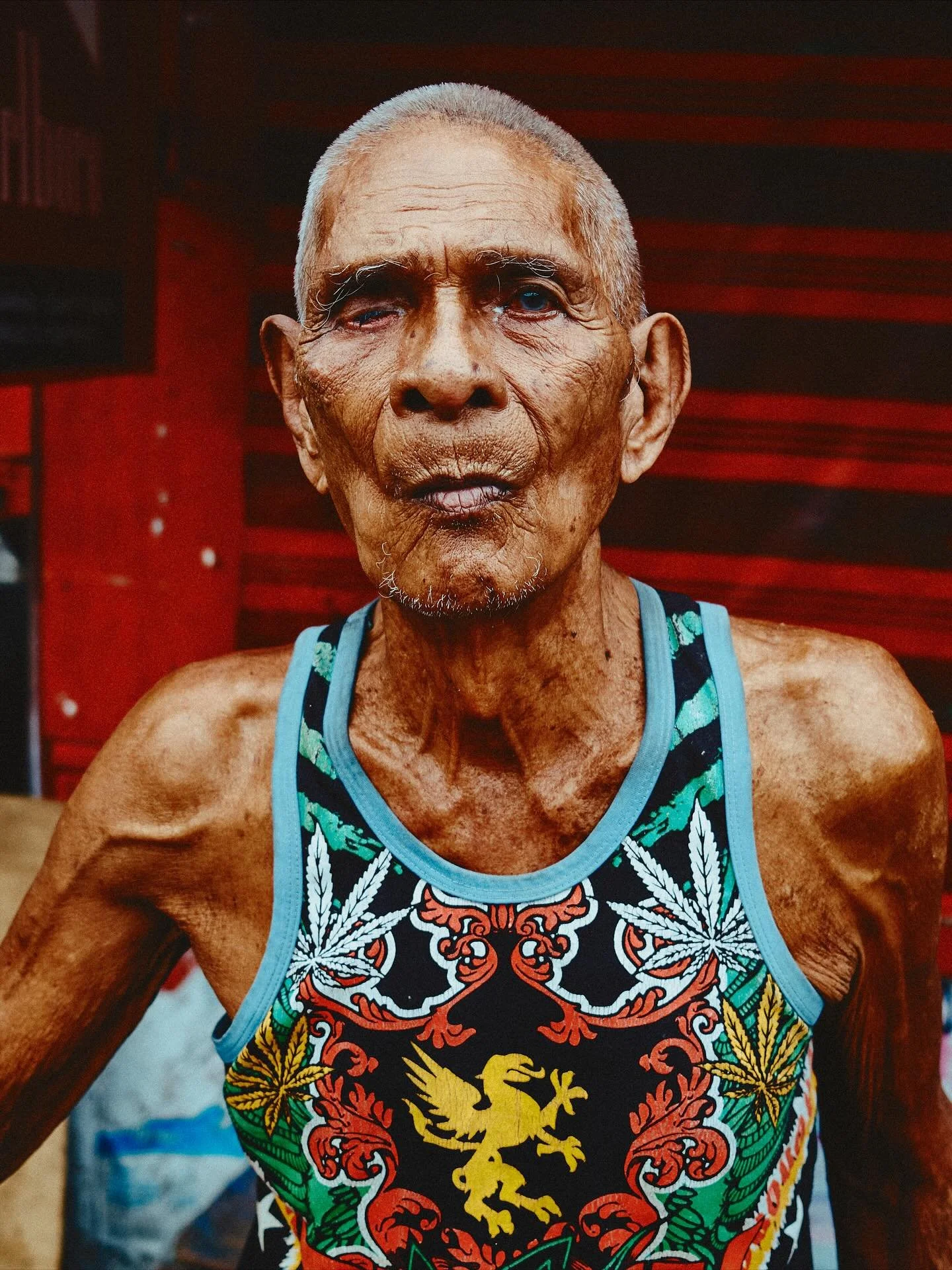 Portrait of a humble man in Palawan, Philippines.
telling stories of resilience and grace 🫶🏼 #portrait #streetportraits #humanstories #travelphotography