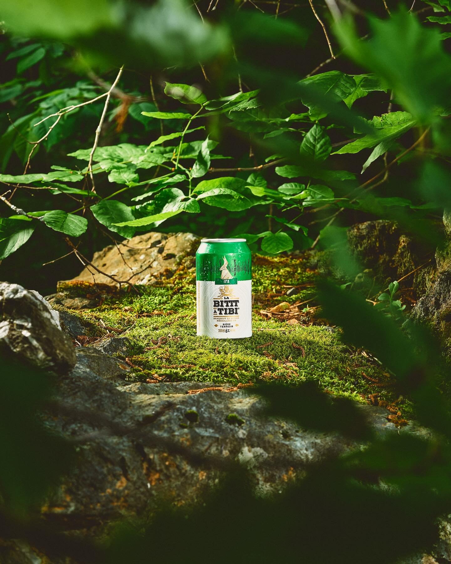 Bring back summer.☀️ 
One beer at a time.
🍺 
@belghbrasse 
@aurasocial 
#summer #beer #beveragephotography #beverage #photographers #commercialphotography