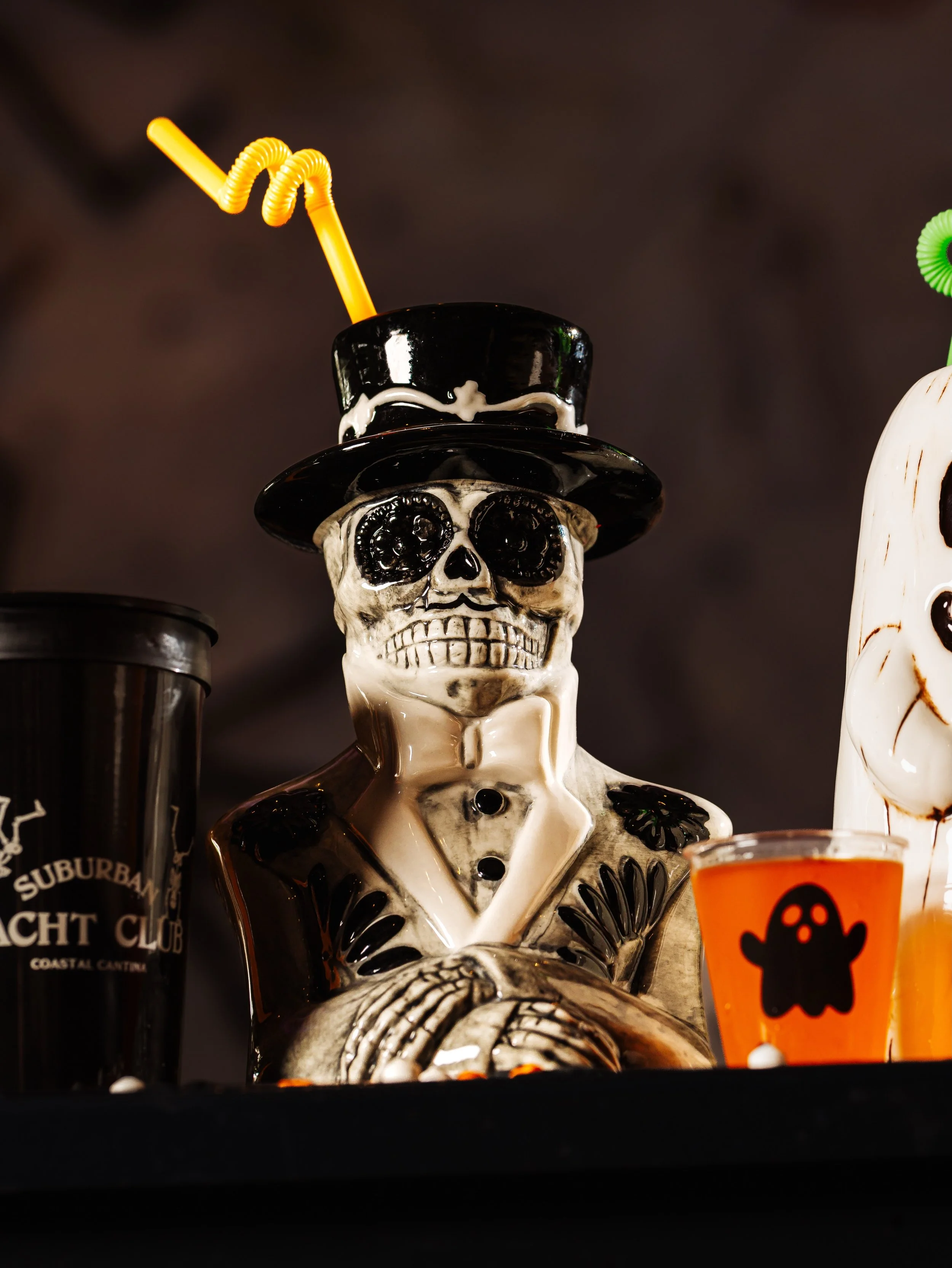 Dinner, drinks and a little paranormal activity💀 

If you&rsquo;ve been looking for an excuse to plan a spooky ghouls night, consider this your sign🔮 

Plano&rsquo;s Favorite Halloween pop-up 
📍Suburban Yacht Club