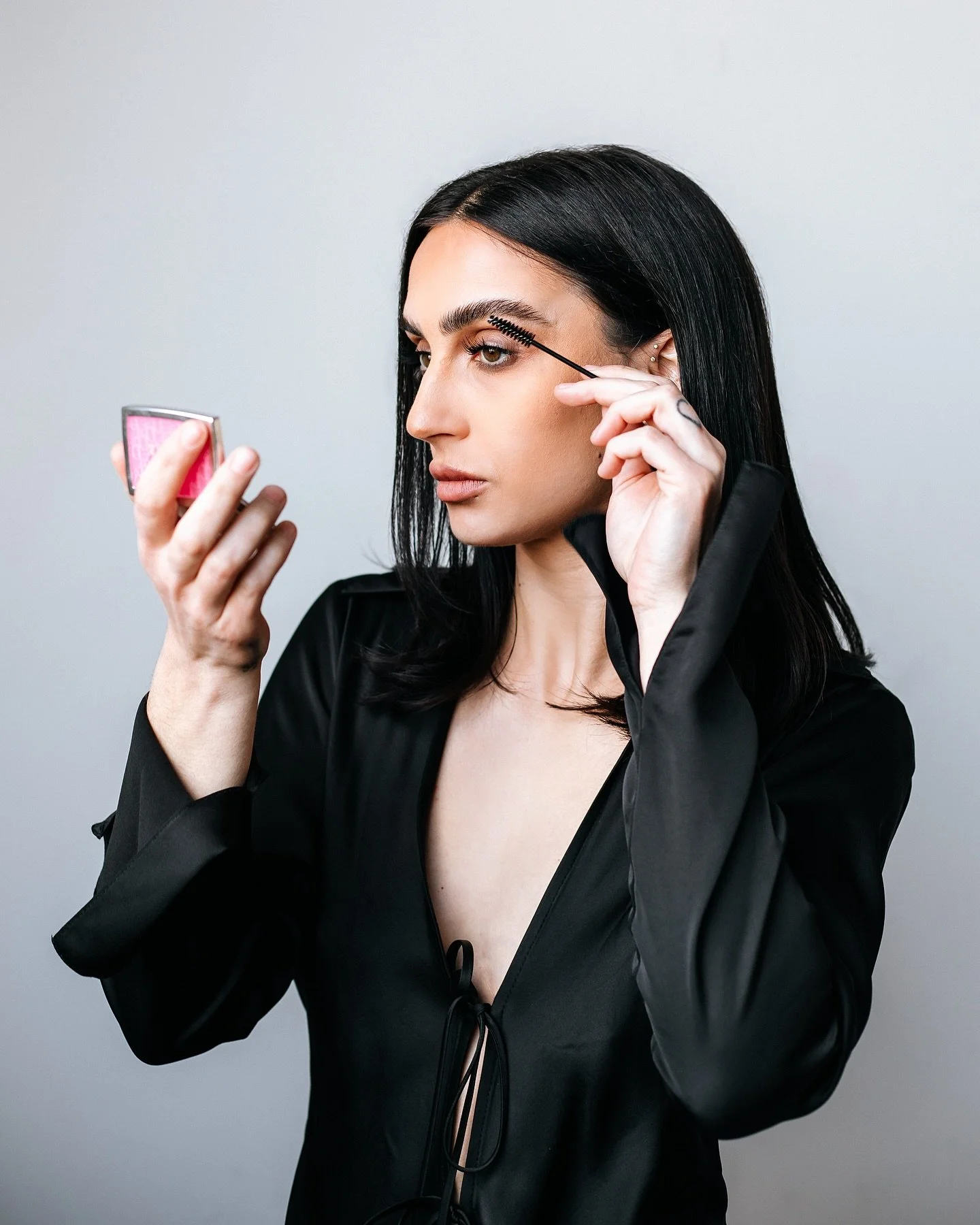 I absolutely LOVE to do creative brand work. If you have a brand or business you&rsquo;d love to creatively capture, book with meeee!

Dream brand sessions: tattoo artist, nail technician or artist, muralist/artist/painter, musician/band, florists, l