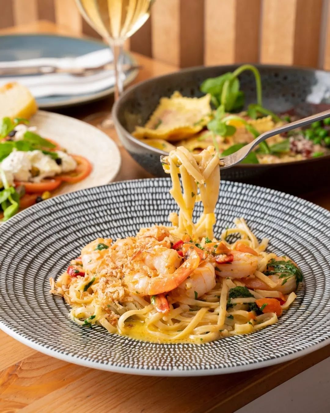 Experience Locals Night dinners with our signature garlic prawn linguine, with tomato, chili, and gremolata&nbsp;🍝 

2 courses for $50 or 3 courses for $64 on Tuesdays and Wednesdays!