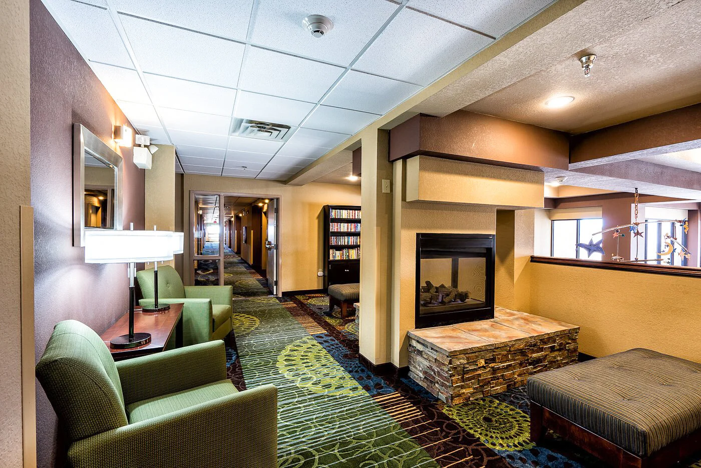 holiday inn express fireplace.jpg