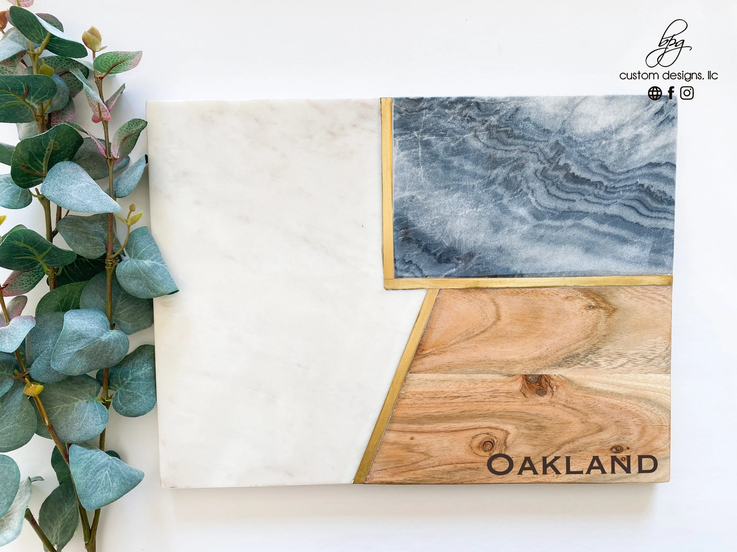 12X16.  Wood, White Marble, Grey Marble Rectangle Board.