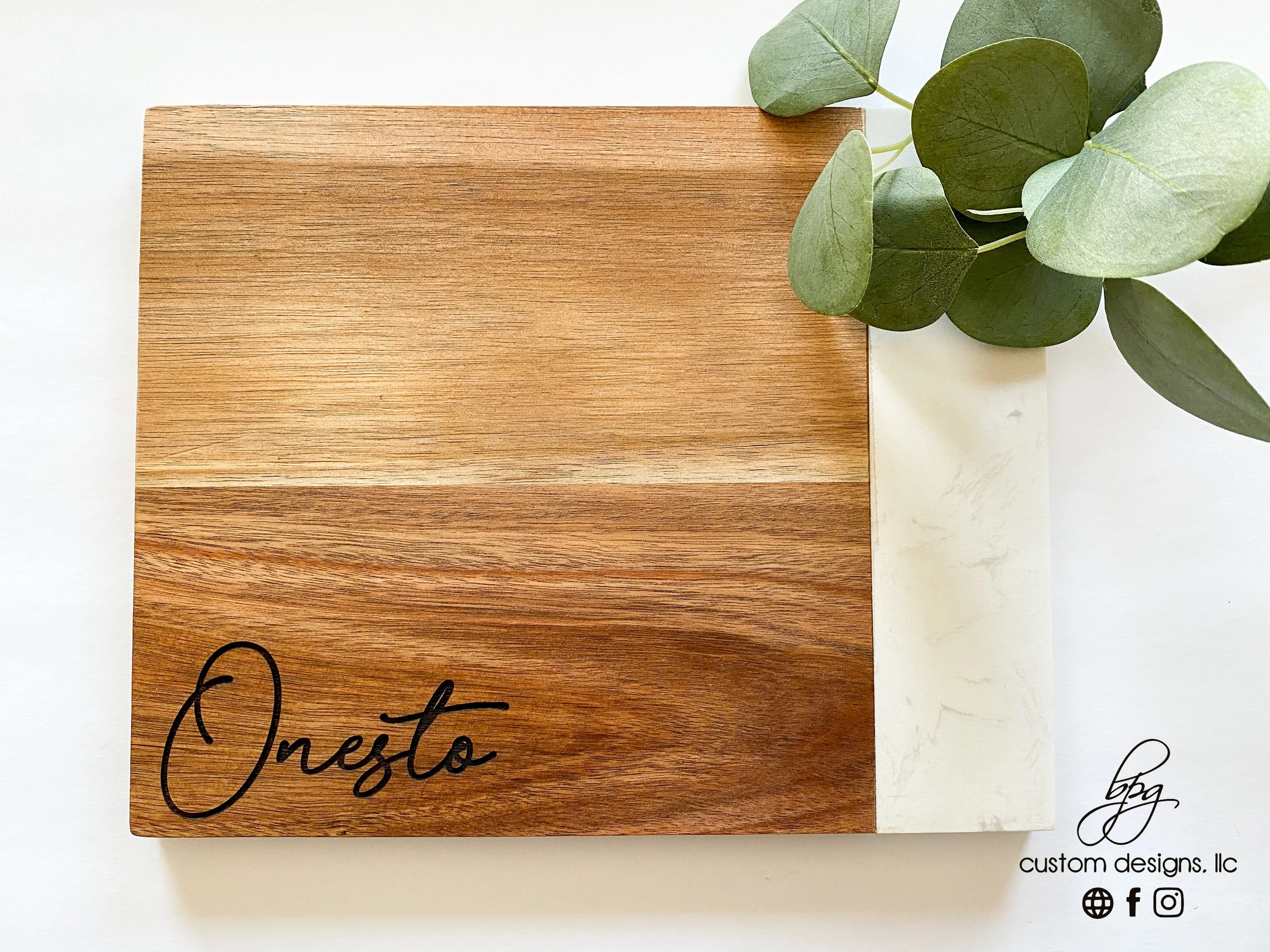 8X10, Wood & White Marble Rectangle Board