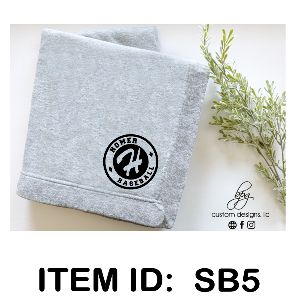 $30 Gildan - Heavy Blend Fleece Stadium Blanket - 18900 Color Shown:  Sport Grey 
  Spec Sheet  📏