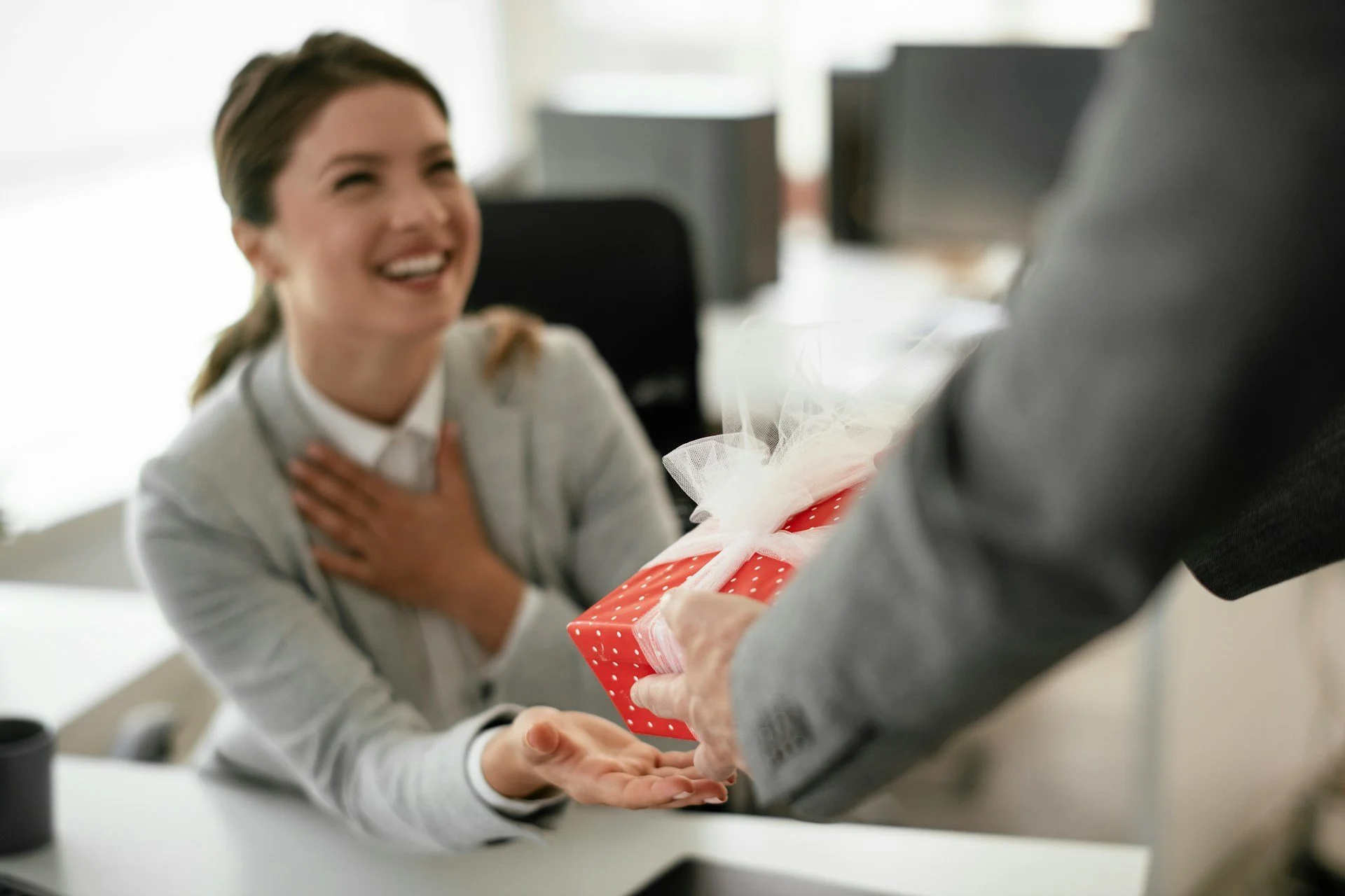 When Employee Milestone Gifts Become a Retention Strategy