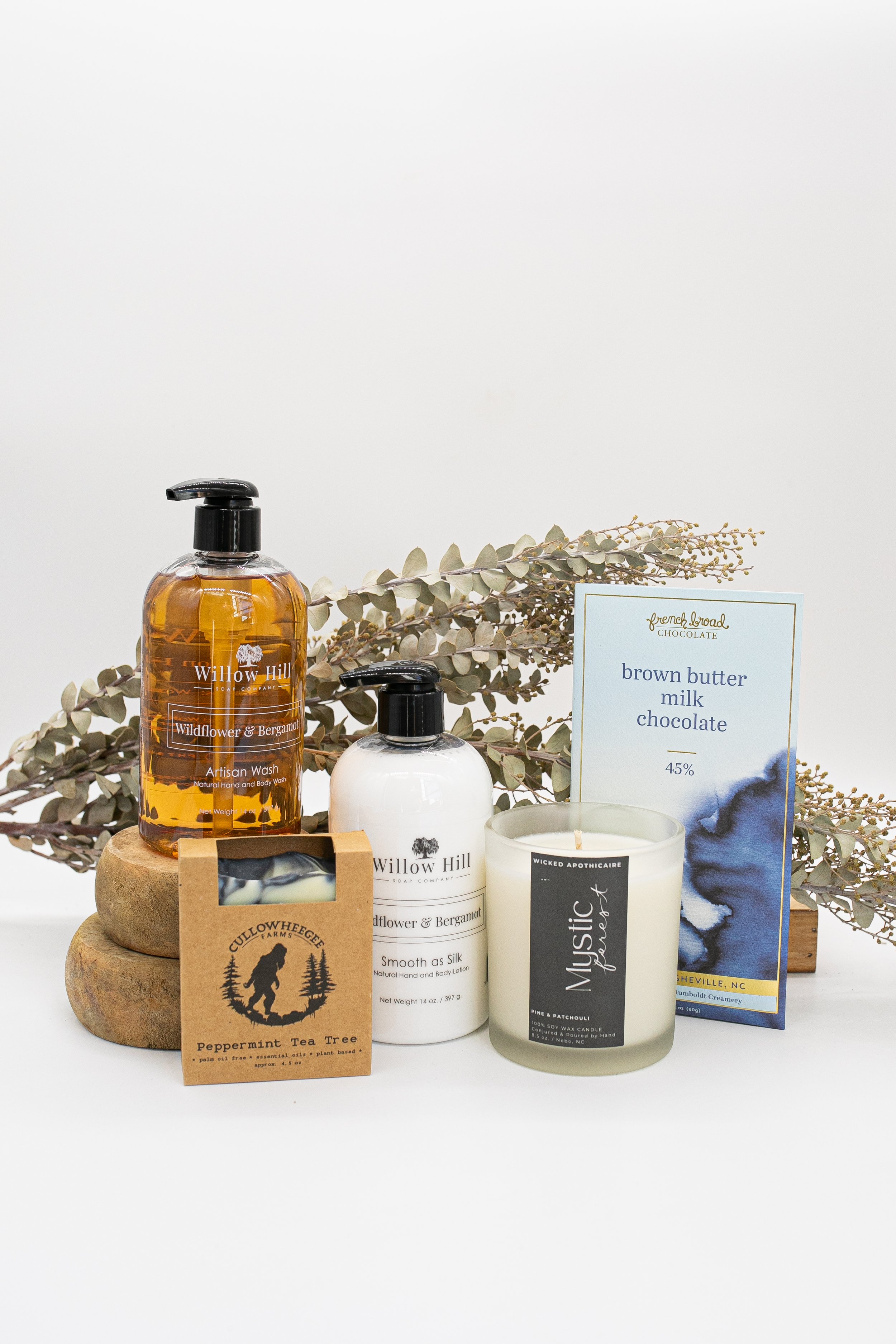 Scents of the Season_Collections_EFL-9555.jpg
