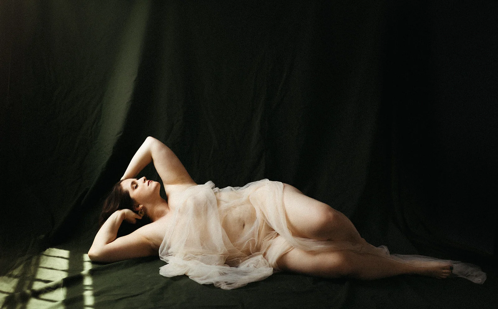 Alli Rebecca Feuti's Bold And Beautiful Boudoir Shoot