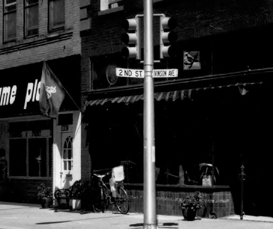 IVINSON STREET OR IVINSON AVENUE?