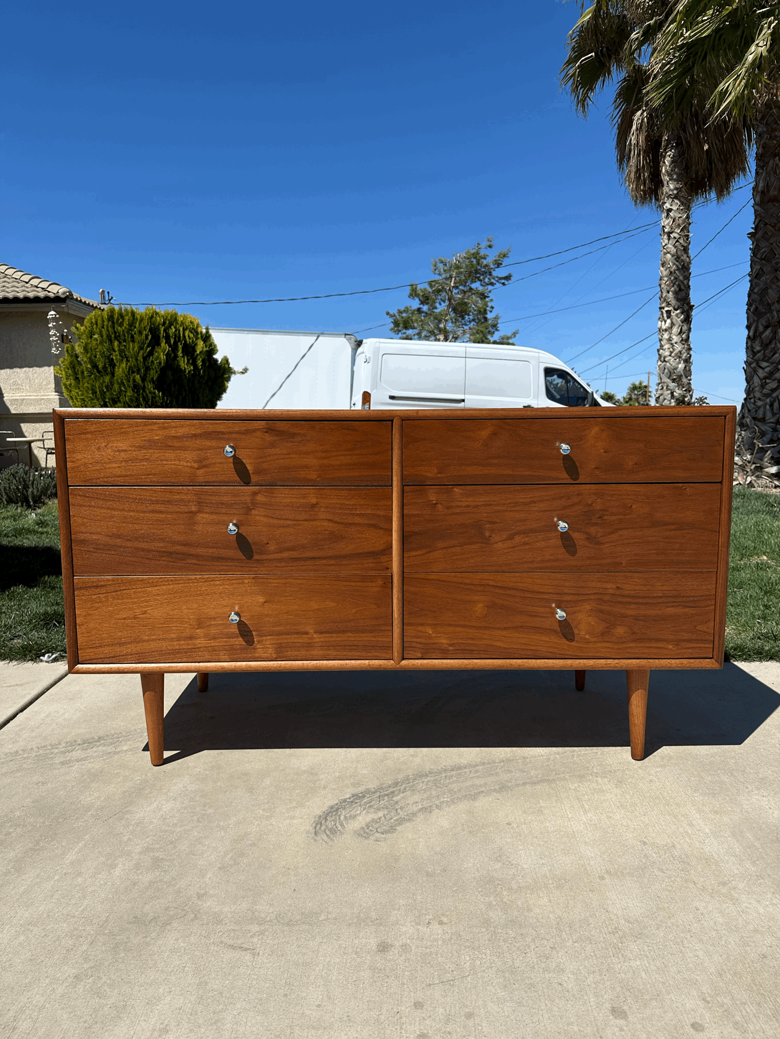 #0829- Drexel Dresser