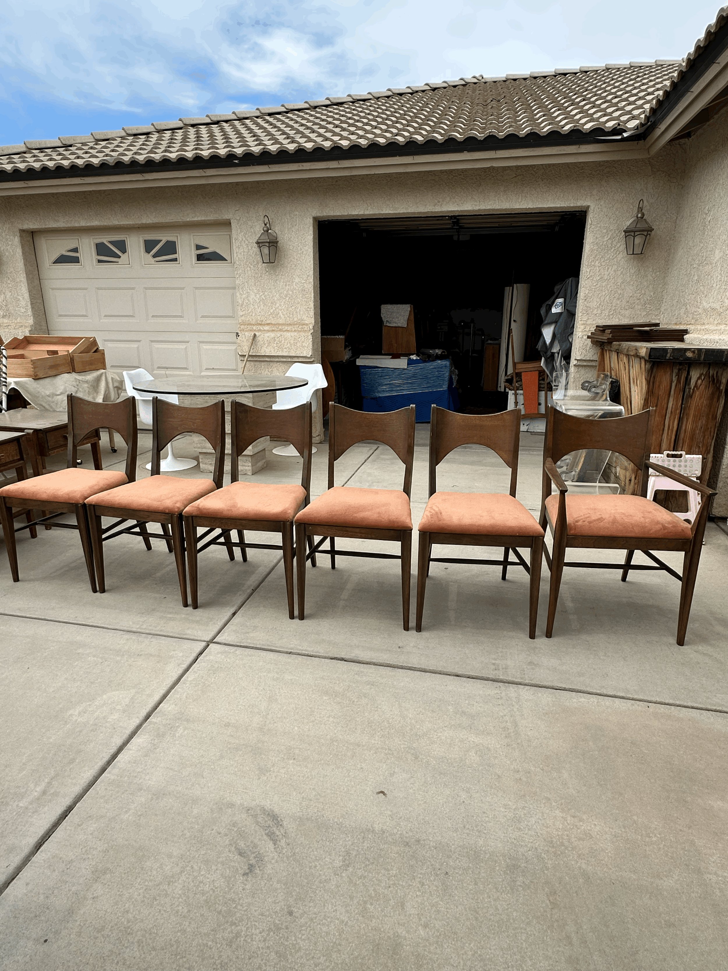 #0906- 6 Dining Chairs