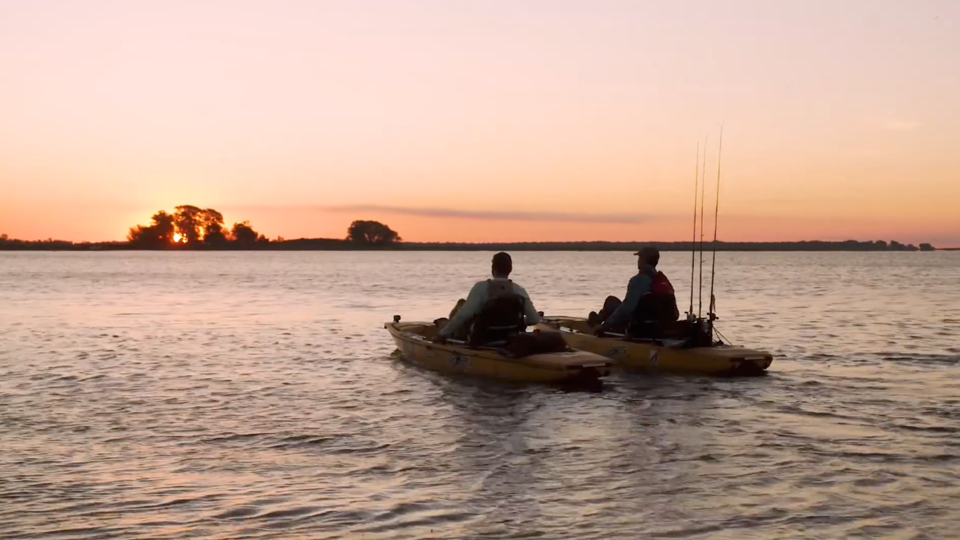 PROJECT: Facing Waves: Norfolk County, ON.
ROLE: Director, Shooter & Video Editor.
PRODUCER: Heliconia.