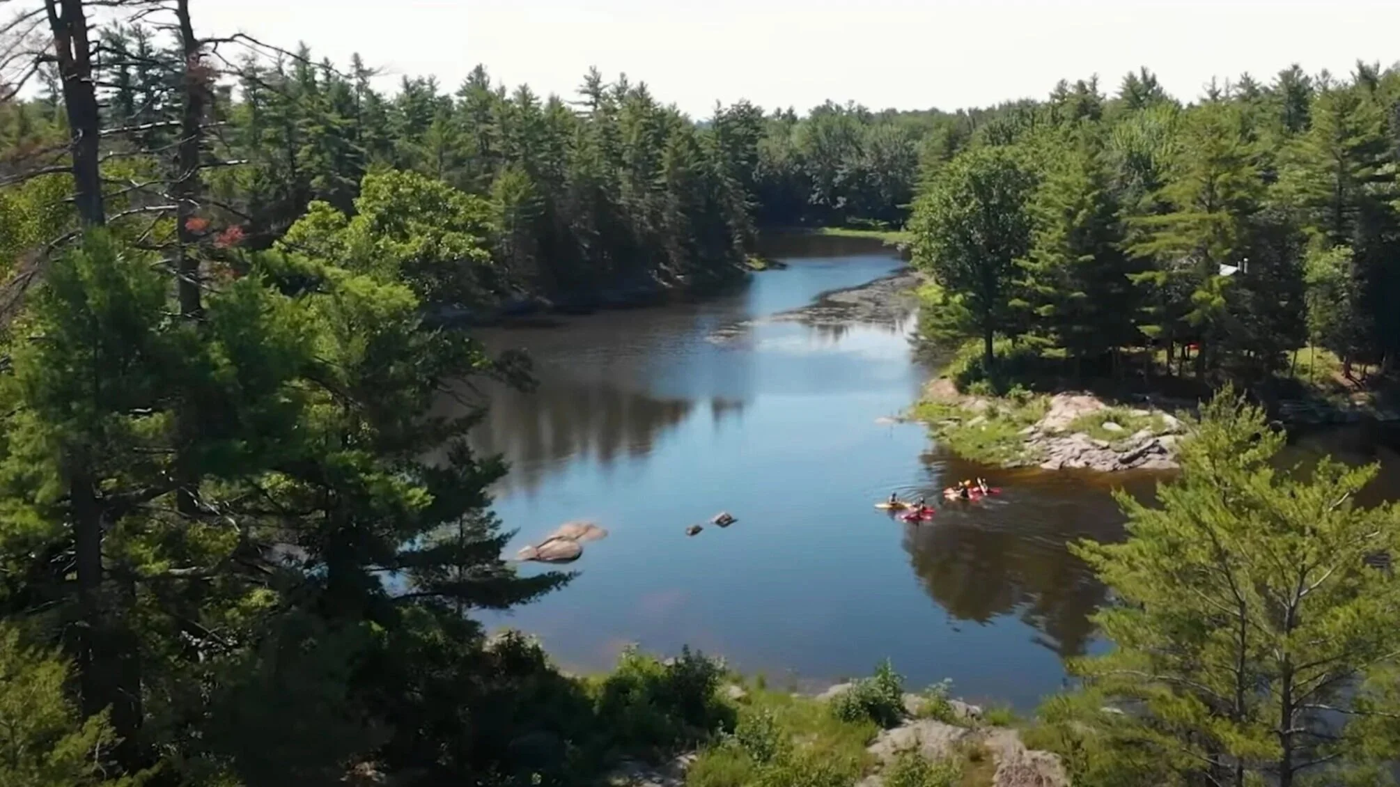 PROJECT: Paddle Tales - Next Generation of Whitewater Kayakers.
ROLE: Director, Shooter & Video Editor.
Producer: Heliconia.