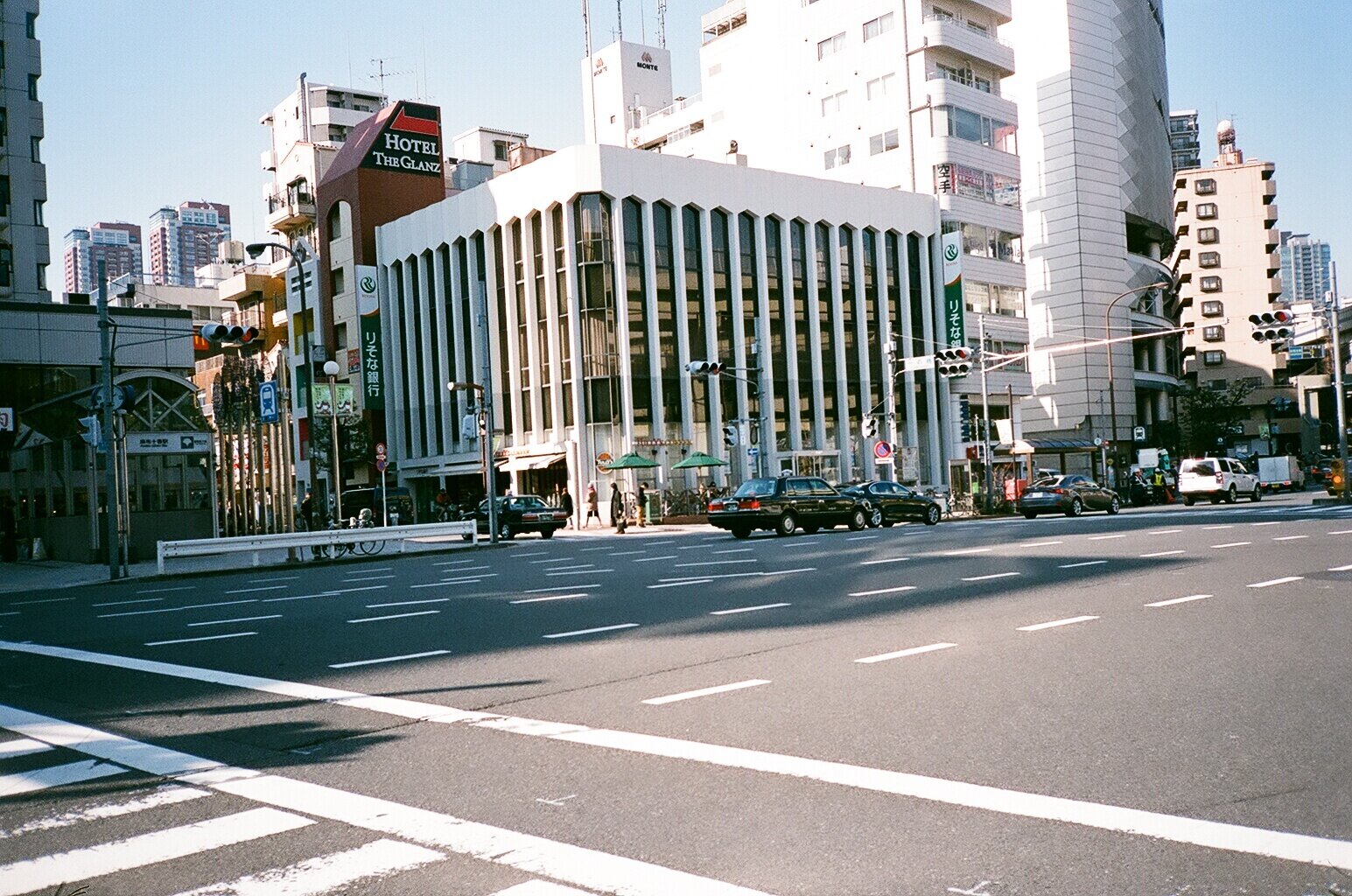 80750036.jpg