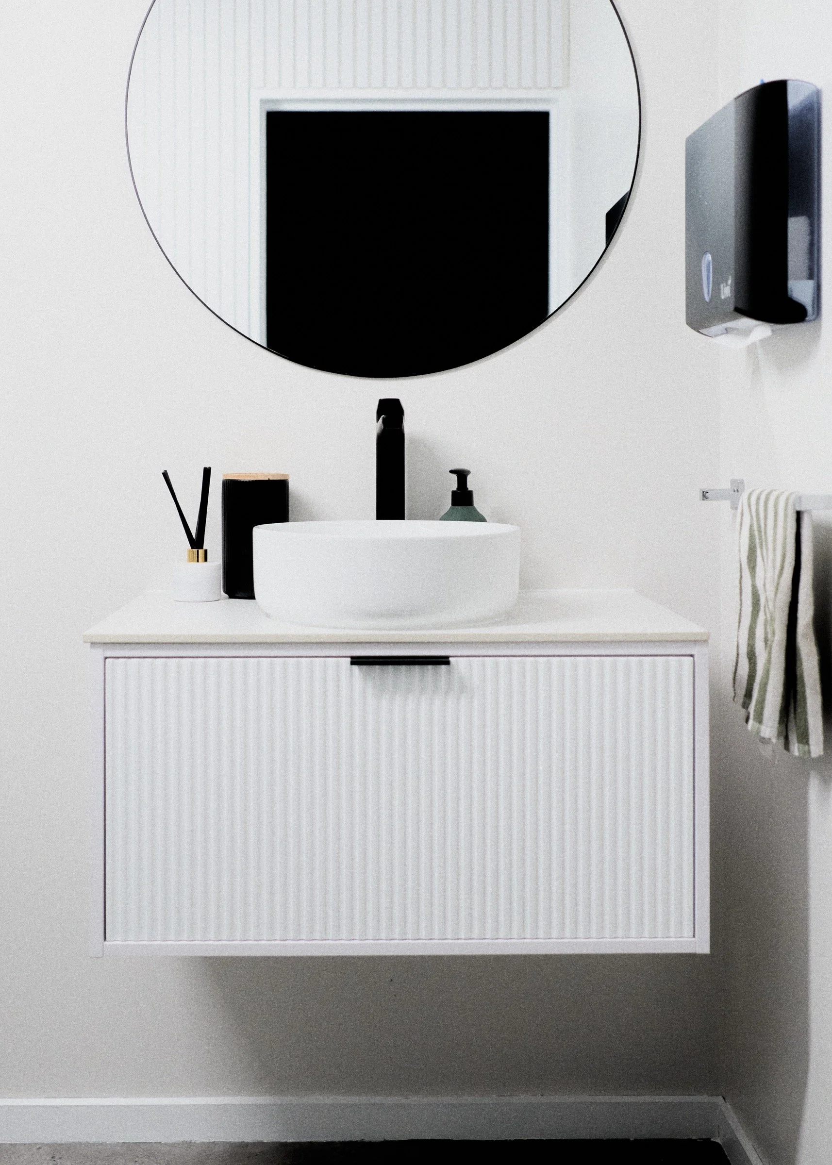 Bathroom11484.jpeg