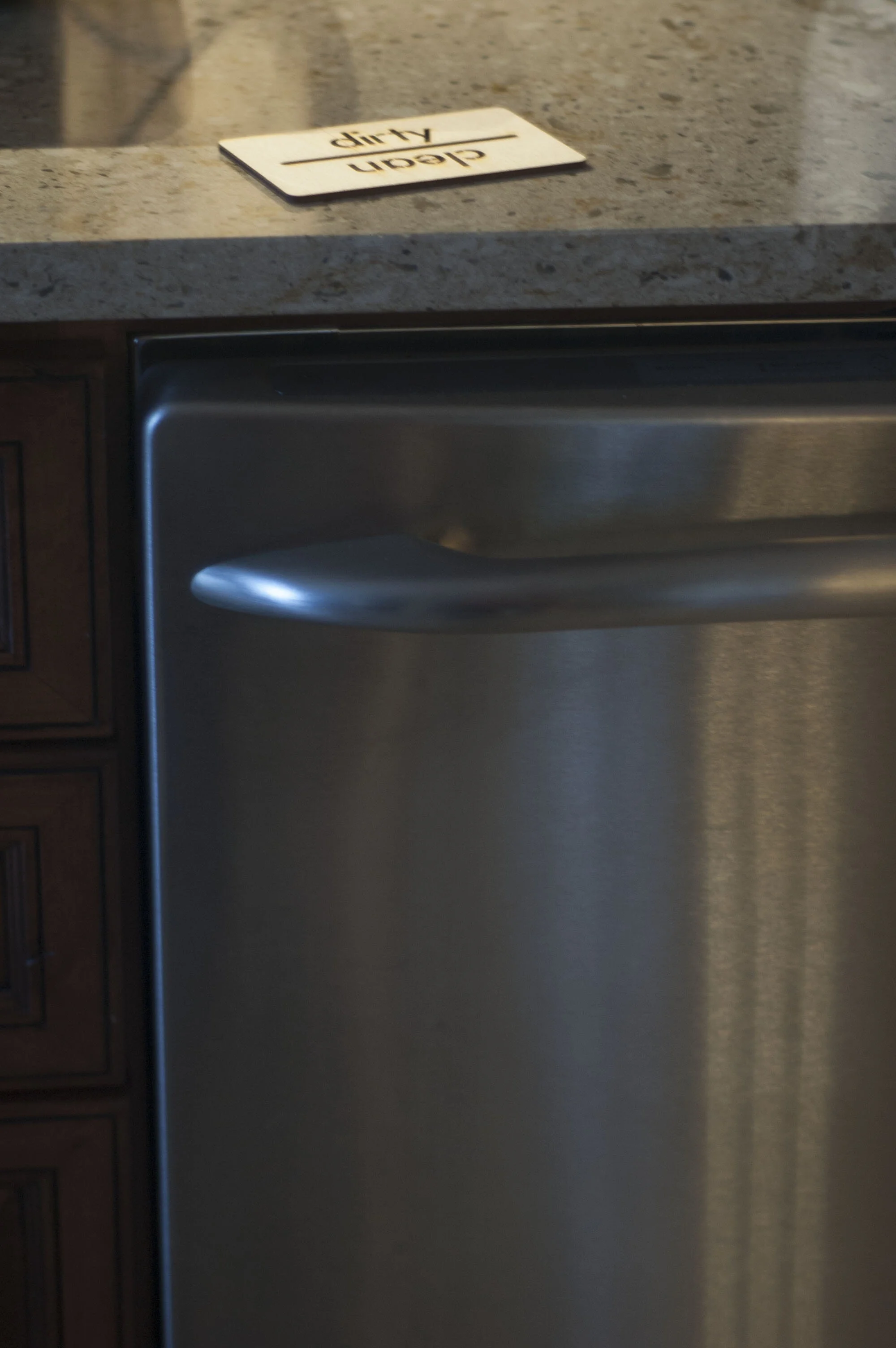 BERkLAZsignondishwasher.jpg
