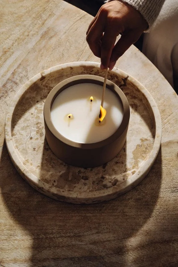 rituale-concrete-candle-leisure-and-joie-modern.jpeg