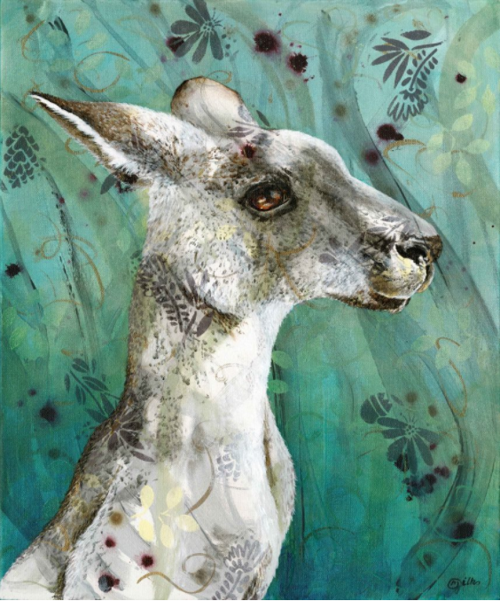 Skippy Roo KangarooLimited Edition PrintAn intimate portrait of a kangaroo, its warm gaze intent on its surroundings.