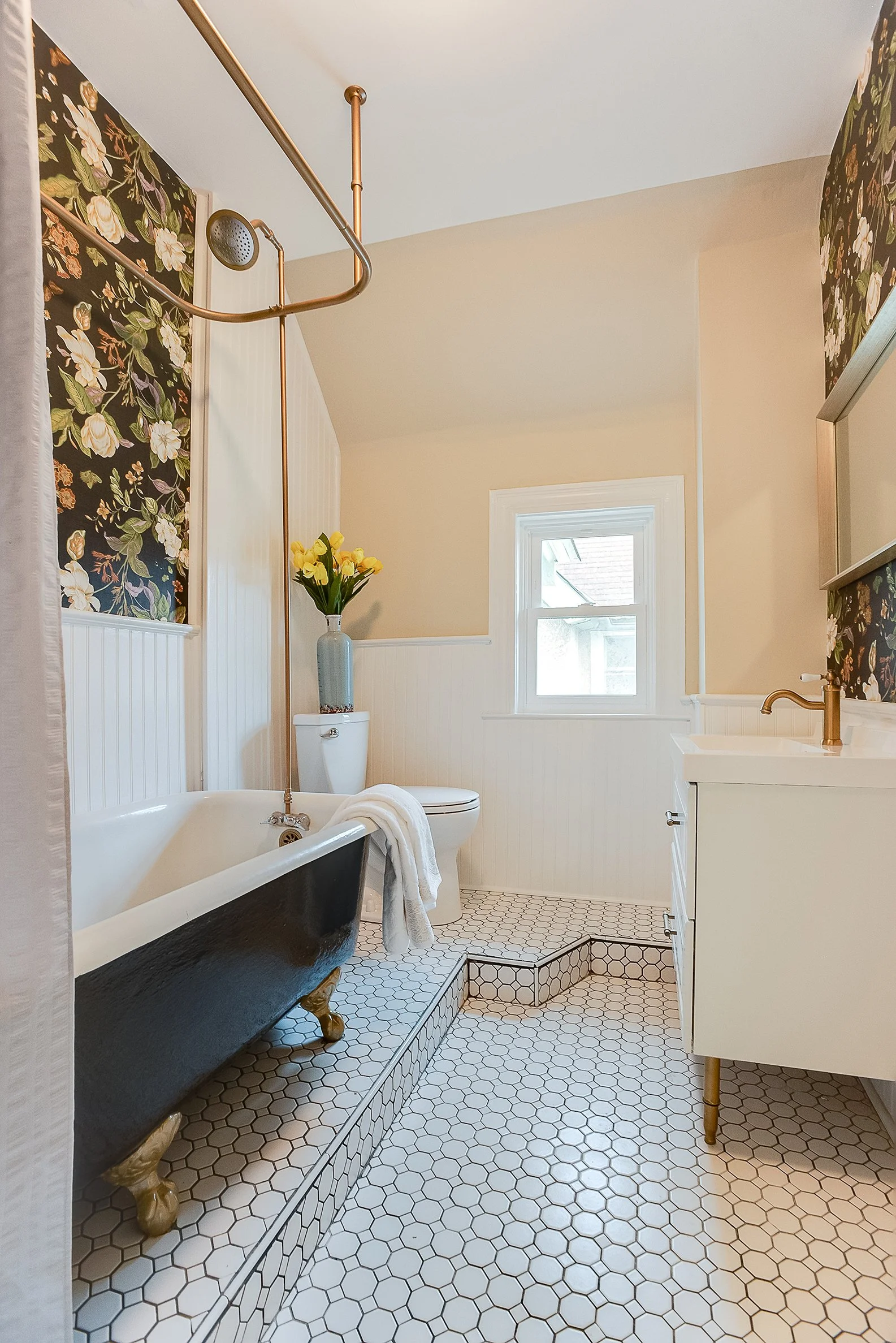 Tips for Remodeling a Bathroom in a Historic Home