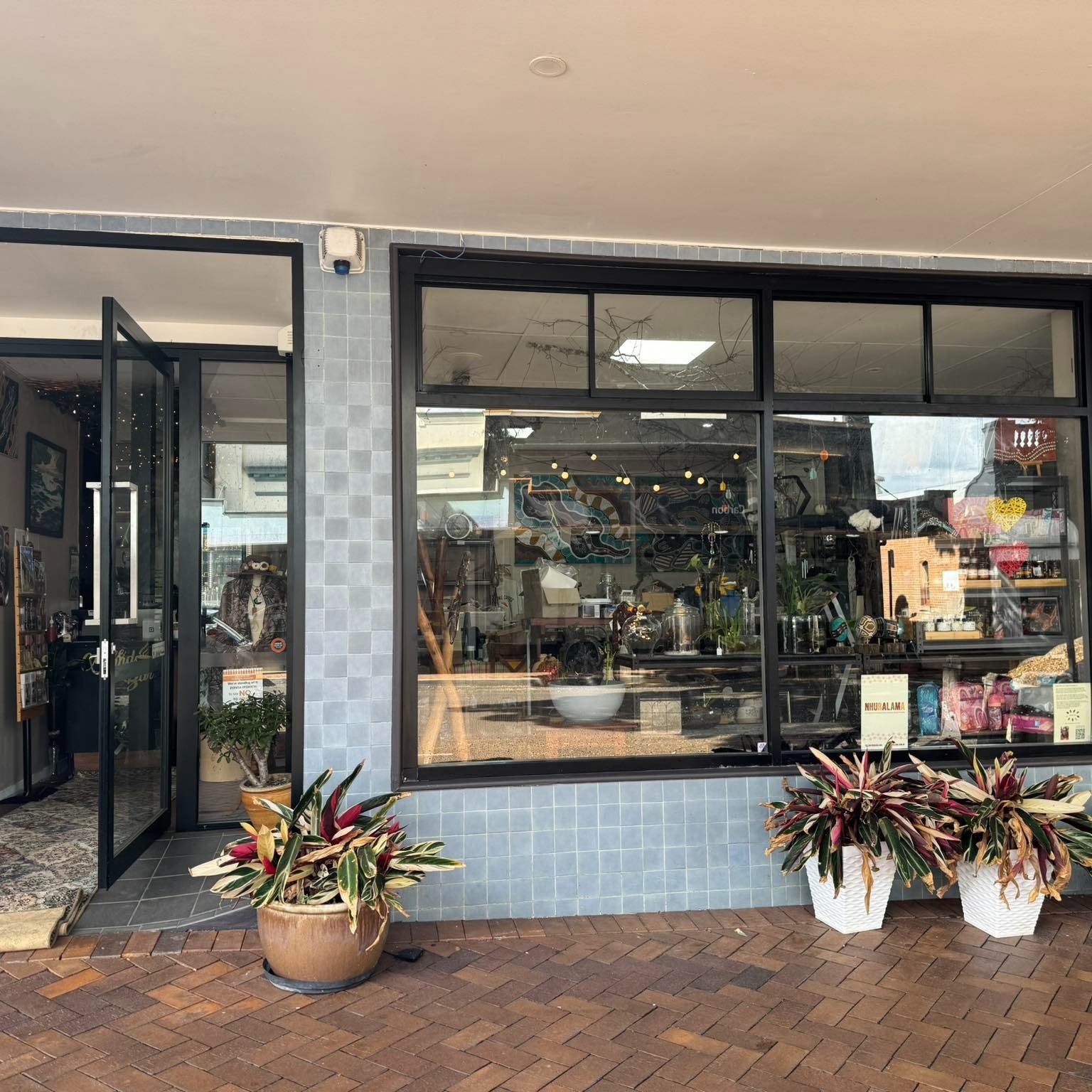Due to a few last-minute cancellations, we have some last-minute stall holders ... 

Stallholder Spotlight: Drift and Stone

Some stalls feel like stepping into another little world, and Drift &amp; Stone is one of them.

Bringing together aquascapes