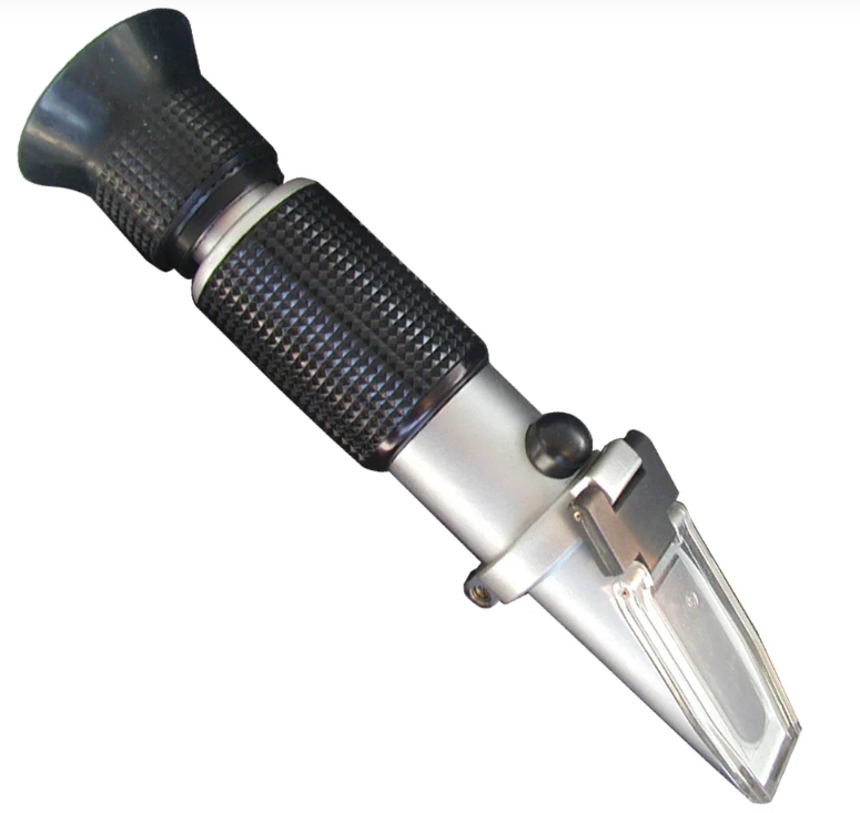 Refractometer