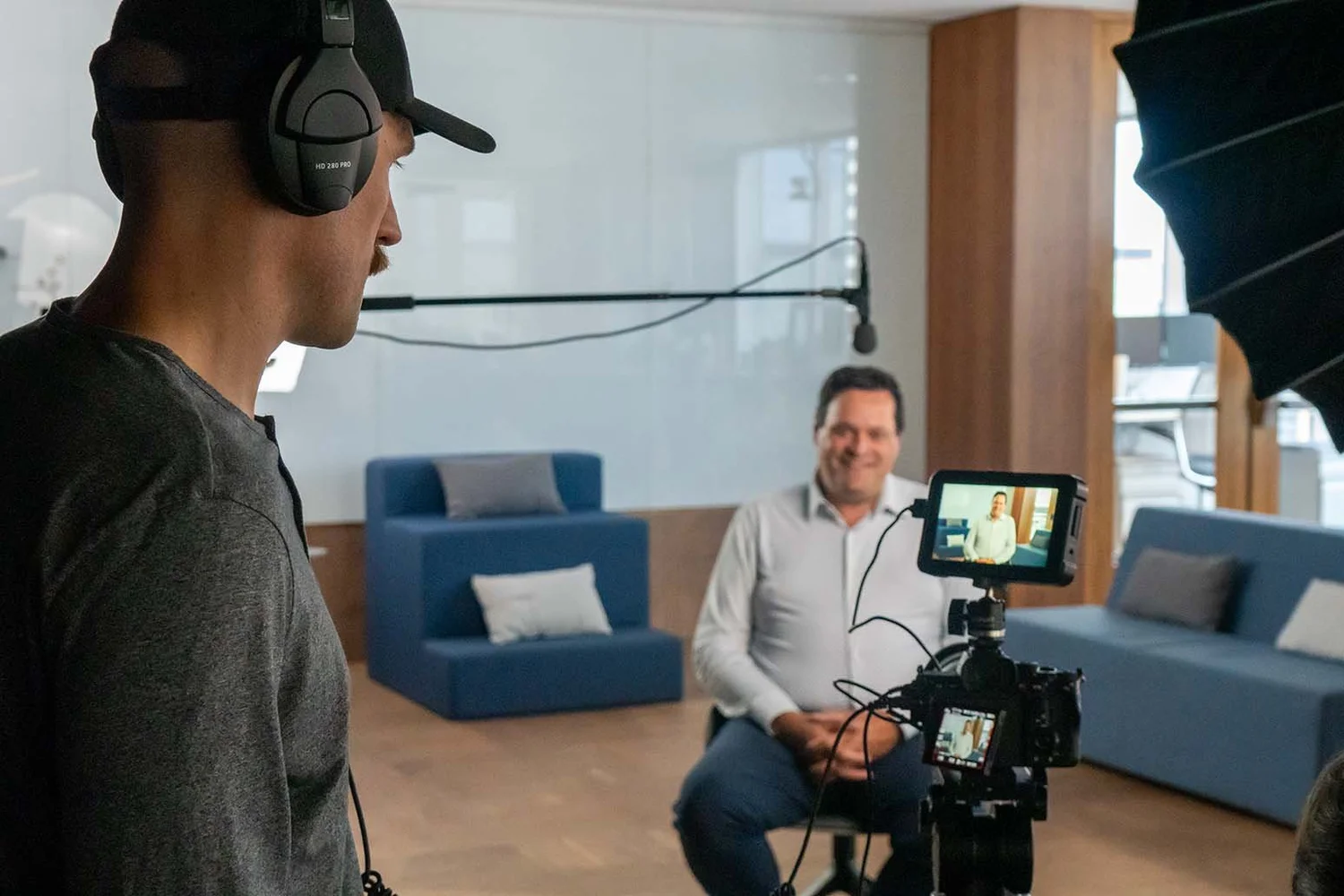 How Much a Videographer Costs in Canada A Simple Guide to Pricing
