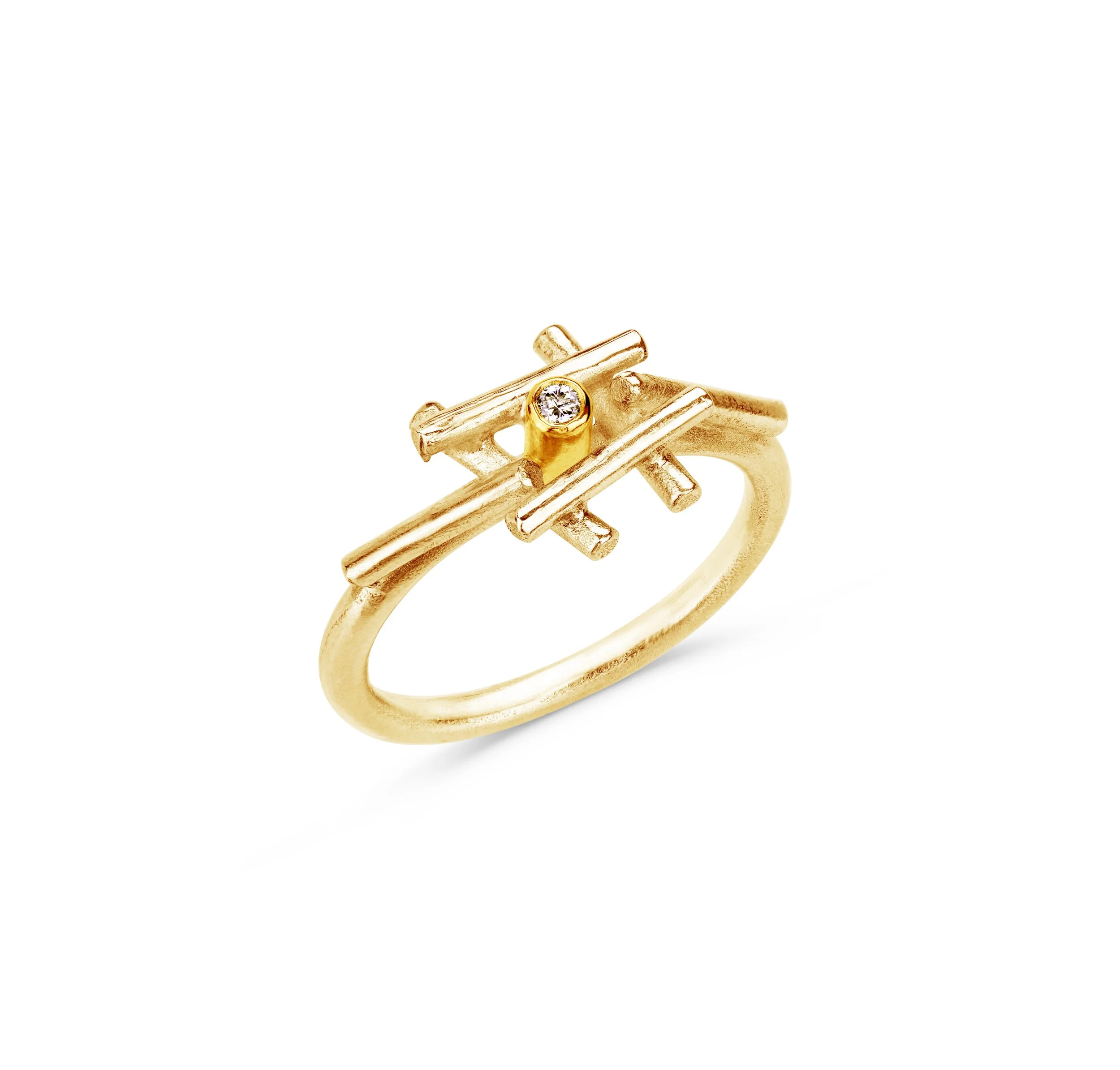 Heather_McDermott_handmade ring_Callander_Scotland.jpg