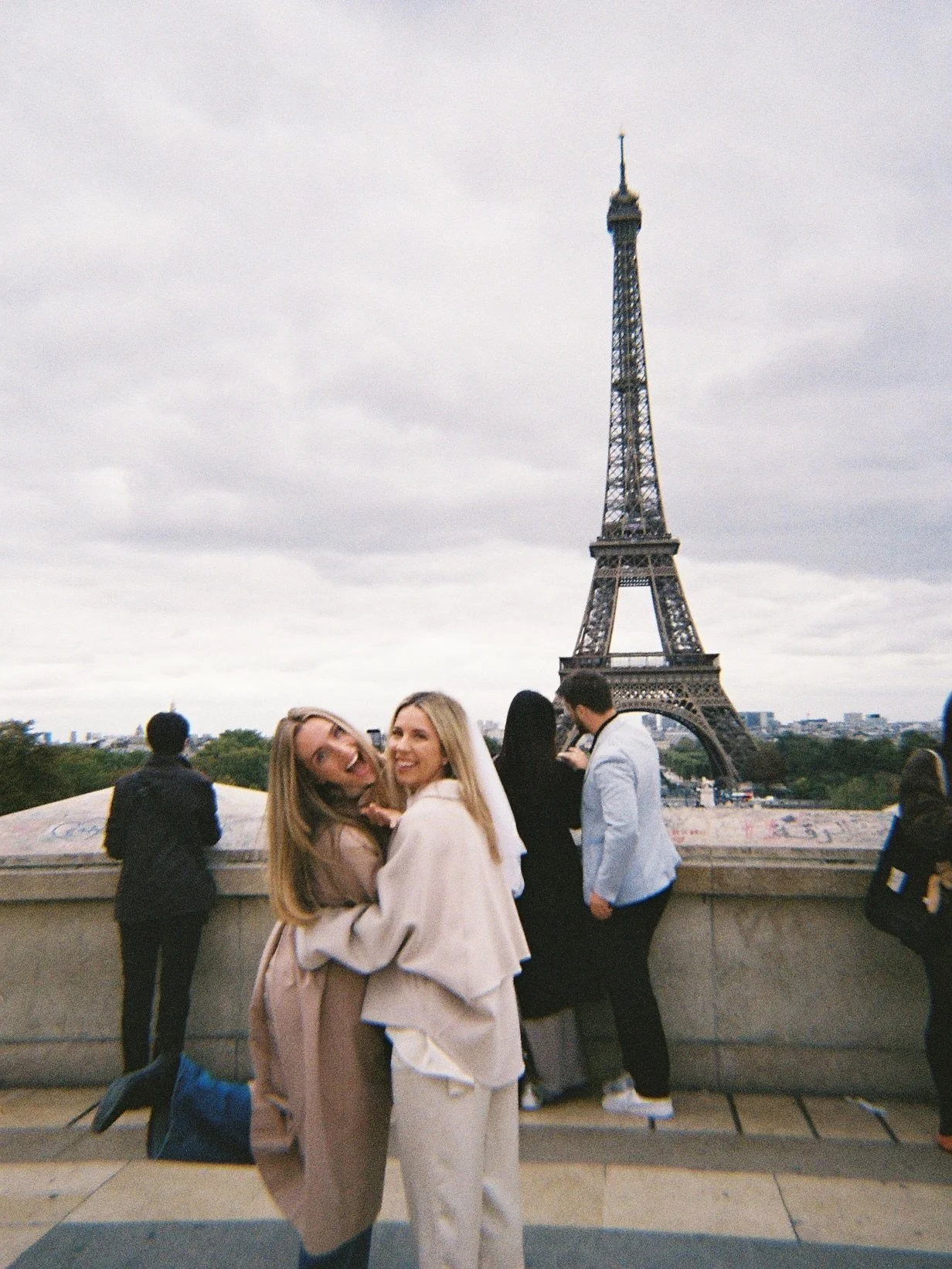 My Parisian Hen Do 🇫🇷🥂🤍
This is your sign to buy the film camera 📷 

I can&rsquo;t believe my wedding was only 9 weeks ago yet already feels like a lifetime away! 

It is so easy to get caught back up in the busyness of life so to keep the magic