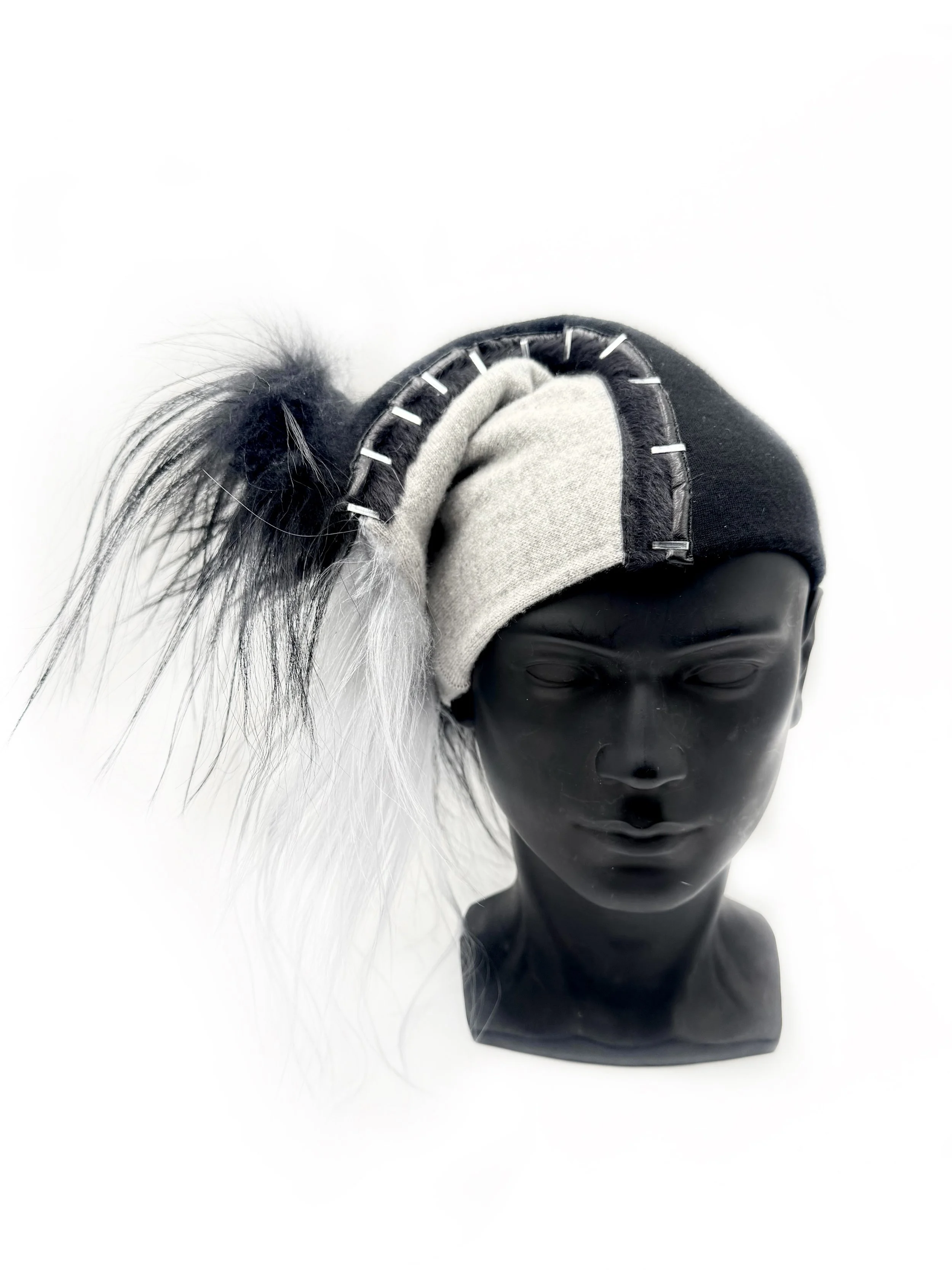 Greco / PRM by Kozaburo split staple beanie (black + grey)