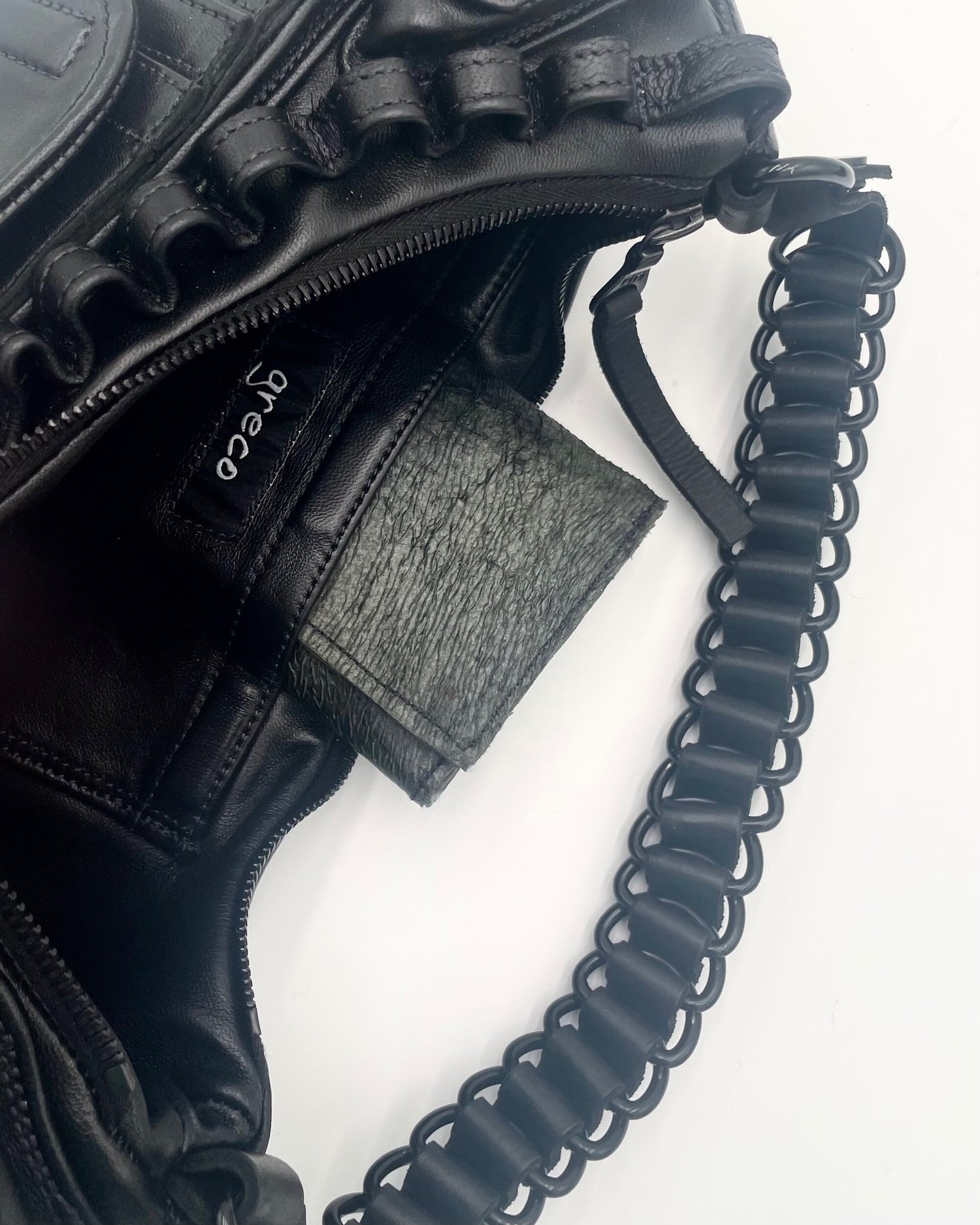 Utility combat purse v3 — greco