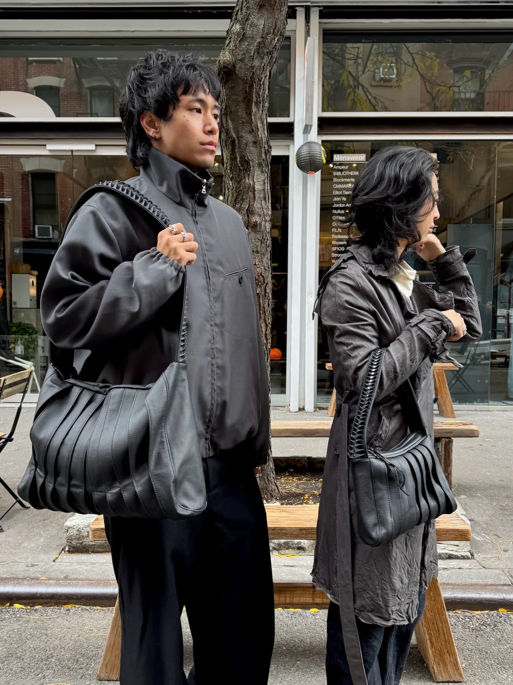 Cocoon bag black — greco