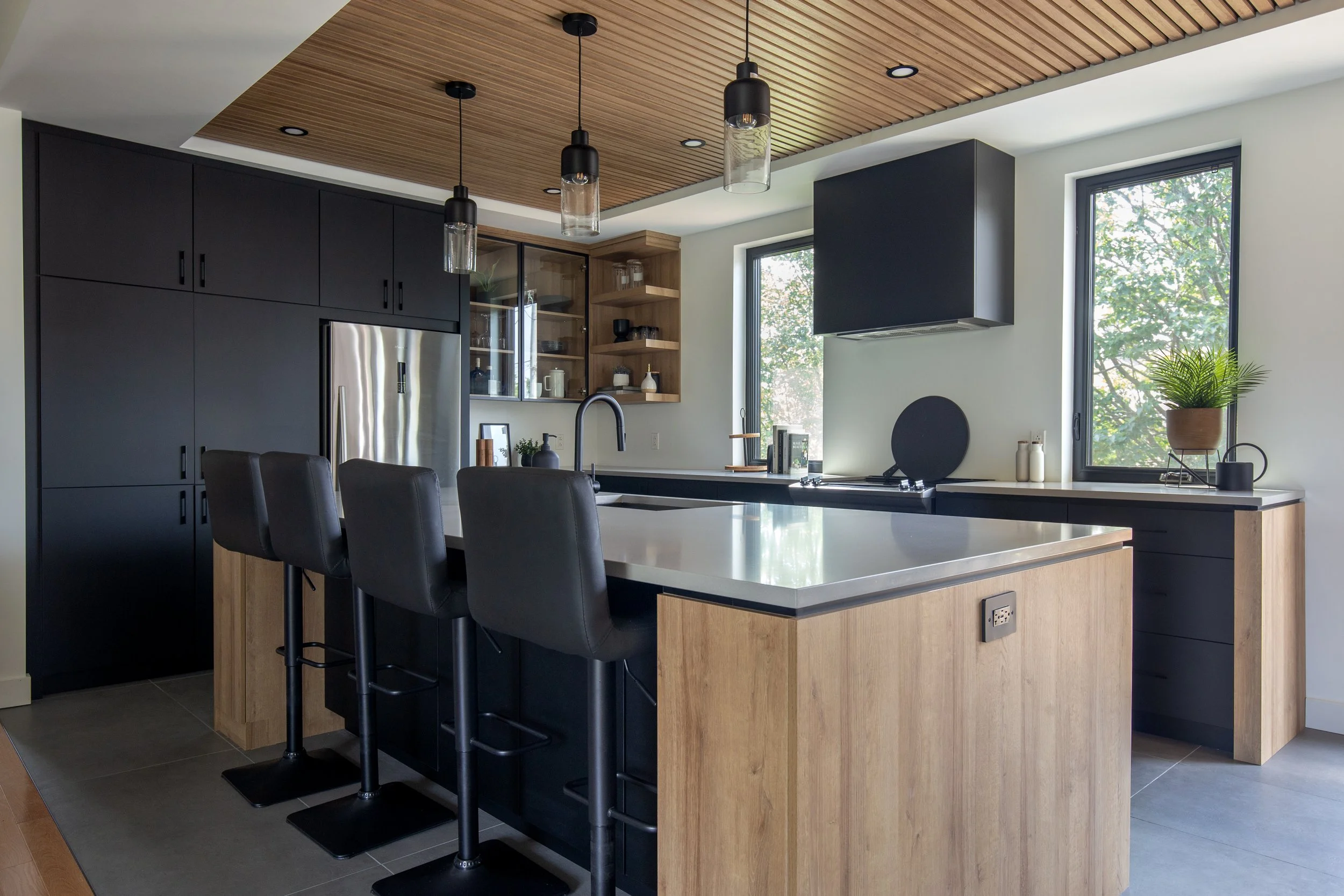 Cuisine noir et bois