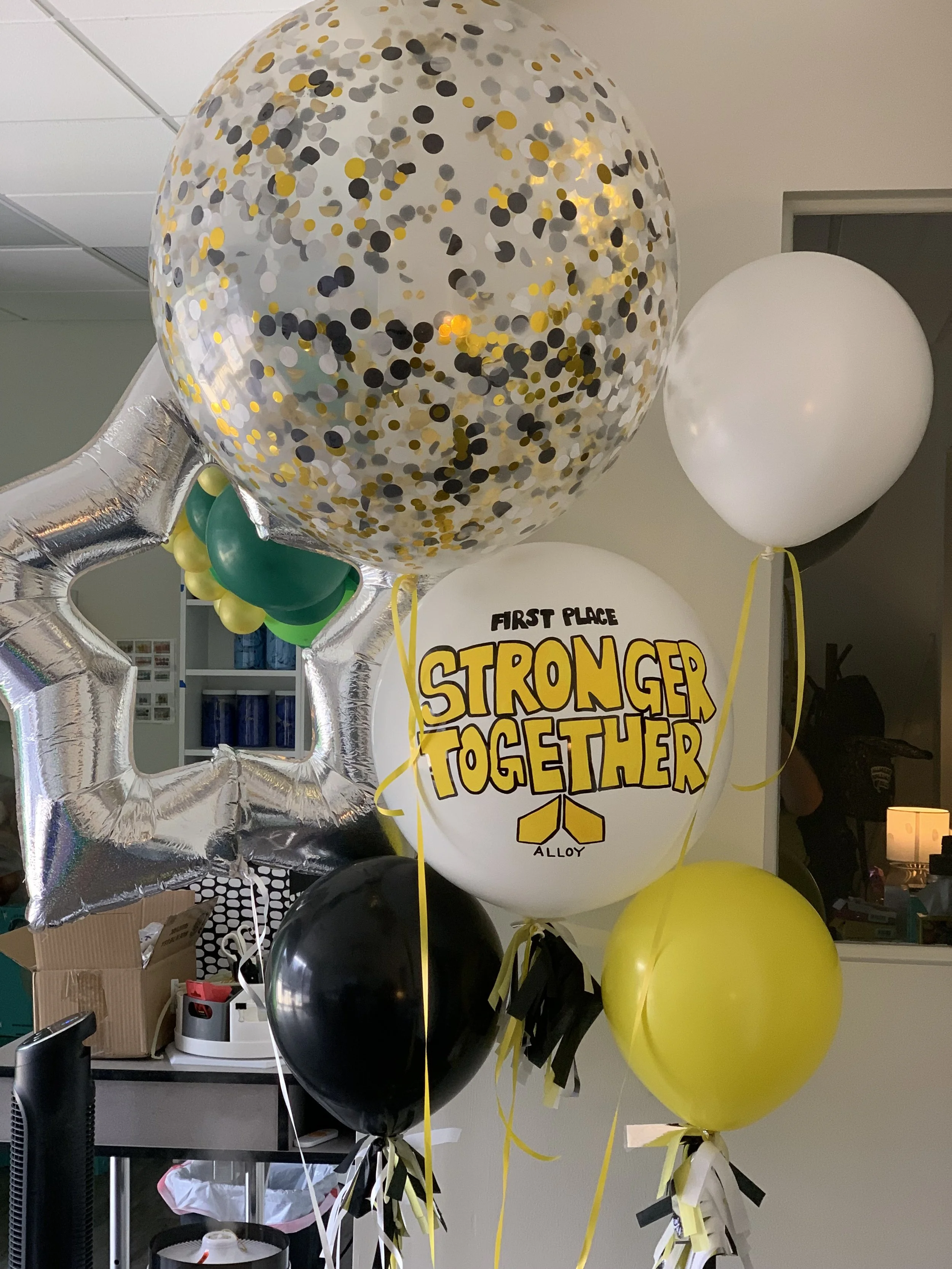 Deluxe Helium Balloon Bouquet
