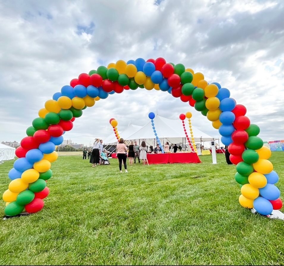 Being a part of these events make our hearts soar.❤️💛💙💚
 -
-
-
#balloondecor #balloondecorations #Stl #StLouisParties #StLouisEvents #partydecor #partyplanning  #stlevents #stl #stlballoons #balloondecoration #eventdecor #stlouisgram