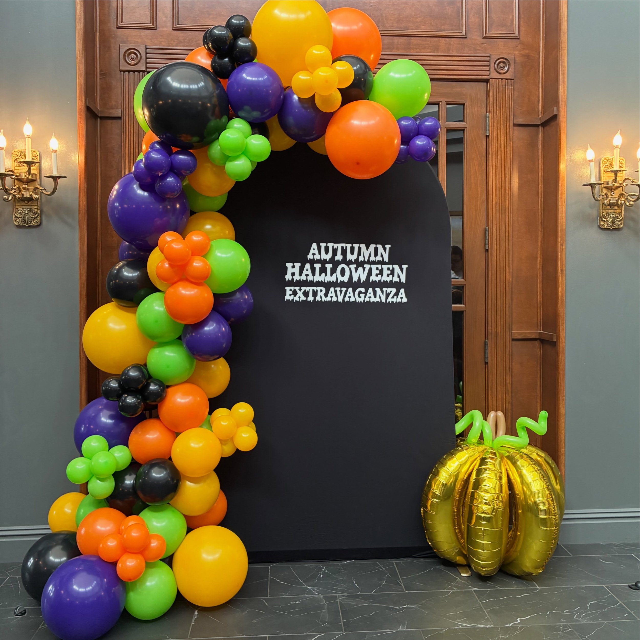 The cutest spooky color pallet &amp; golden pumpkin for the Forrest Hills Halloween Extravaganza🎃😍

#halloweenballoons #stldecorator #spookycute #balloongarlandbackdrop