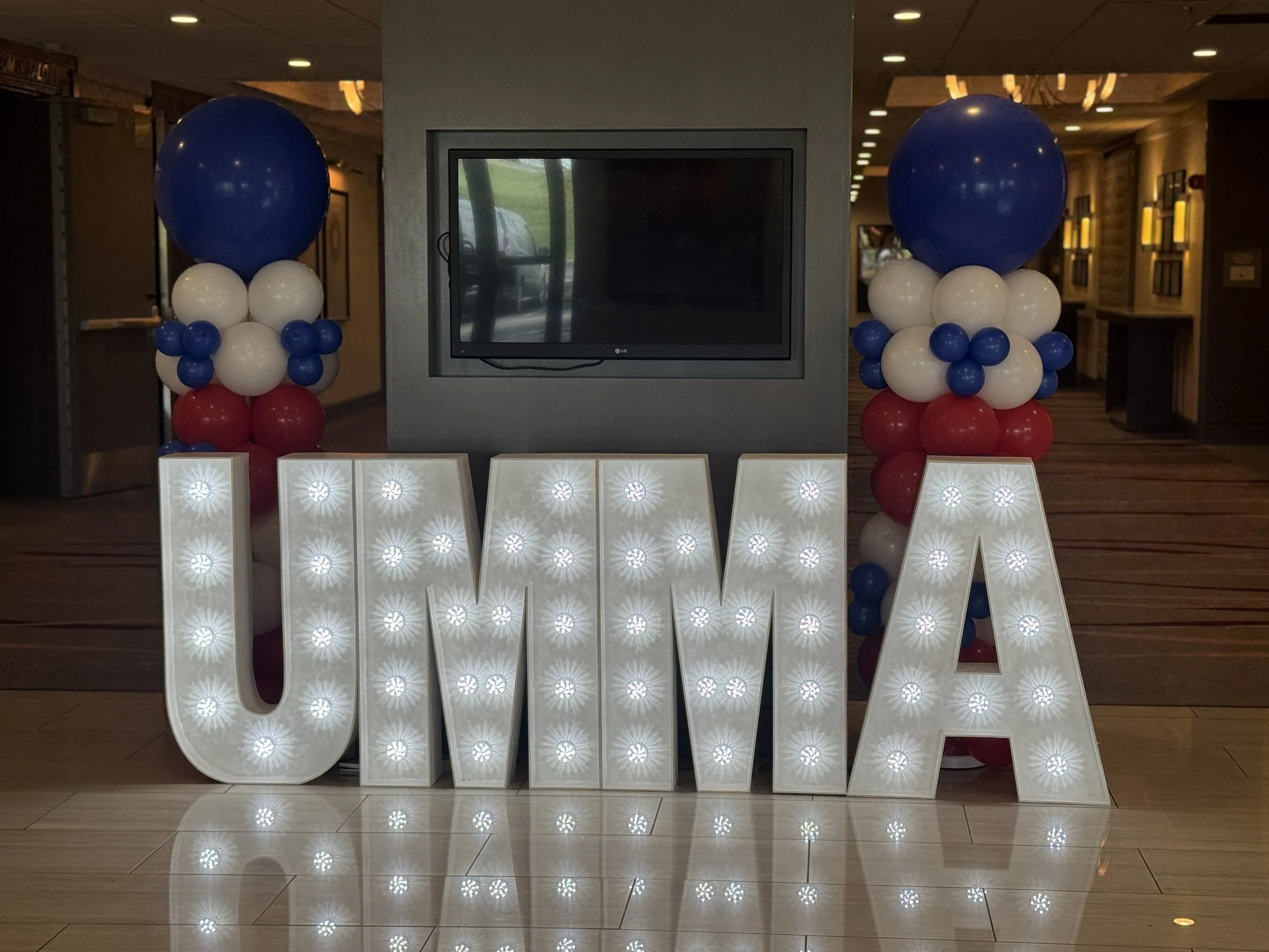 Lit Marquee Letters and Columns