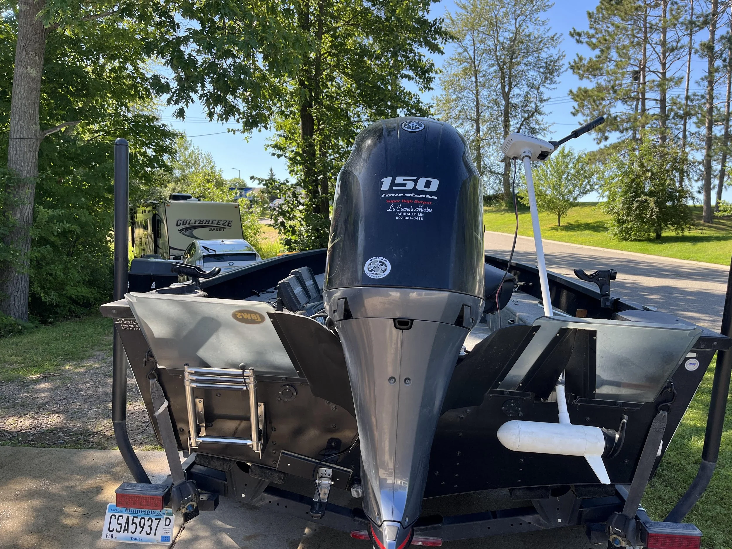 For Sale:2021 Alumacraft 205 Competitor Tiller with 150 Yamaha VMax SHO, Uflex Steering, Shorelandr bunk trailer. Boat comes with wavewackers, 36 volt Minnkota Riptide Transom Mount, 5 batteries,  HELIX 12 CHIRP MEGA SI+ GPS, 3 bank Minnkota onboard