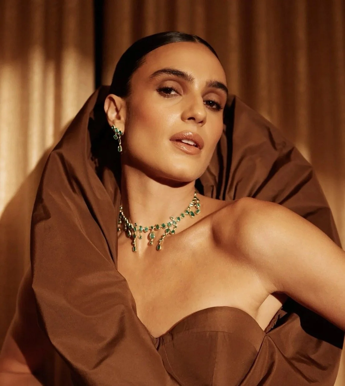 b19c6869a25241b3ae679e927ec402ec Large.jpg