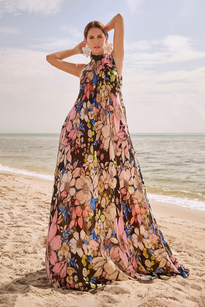 00009-naeem-khan-resort-2024-credit-brand Large.jpeg