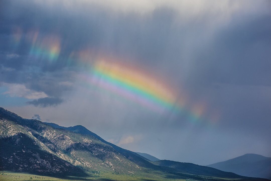 Half way through the week and dreaming about the many mountains I&rsquo;ll be hanging out with next week🤩 tonight I&rsquo;m doing a shoot at a carnival! This will be a first for my photo career and I&rsquo;m pretty excited about it and to capture al